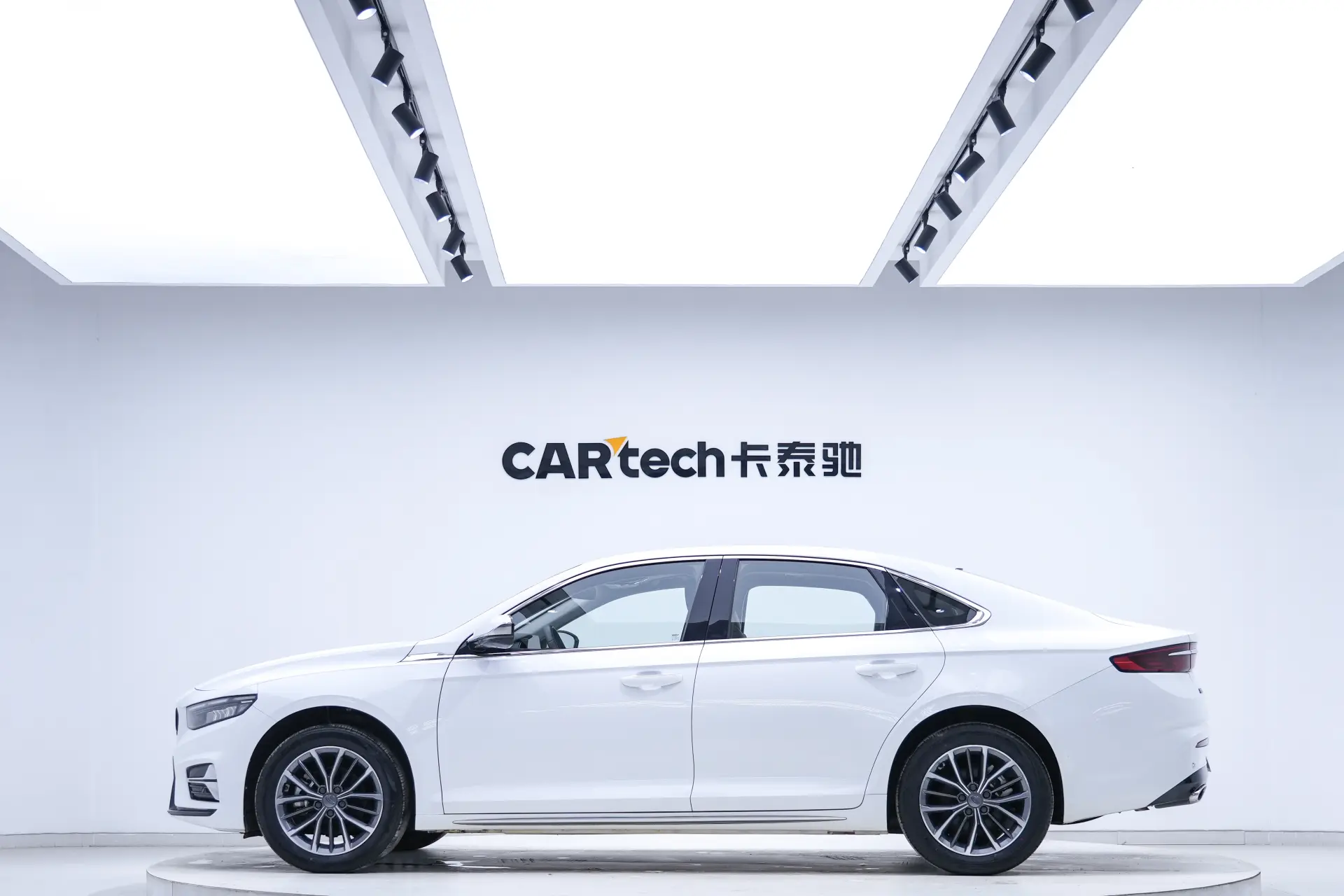 Geely Preface, 2023 8