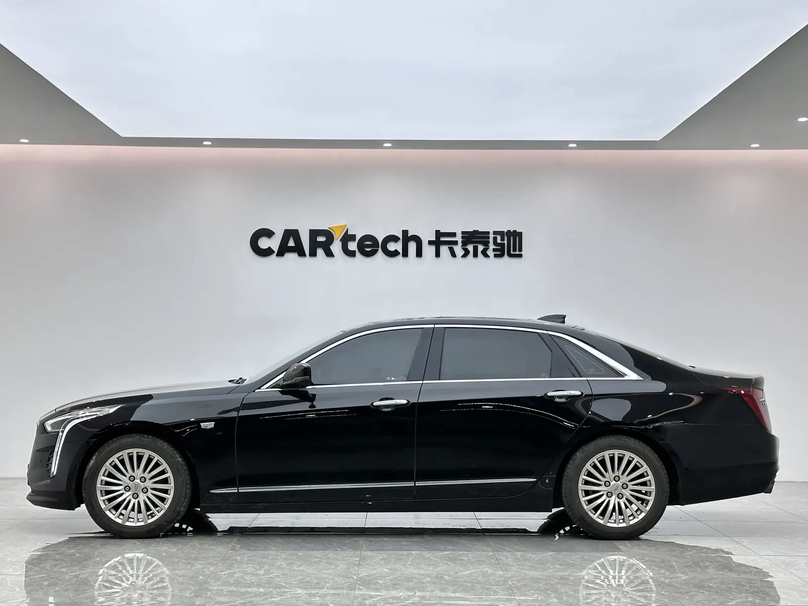 Cadillac CT6, 2021 2