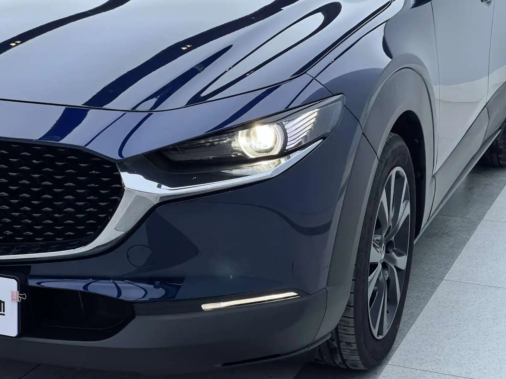 Mazda CX-30, 2023 все фото