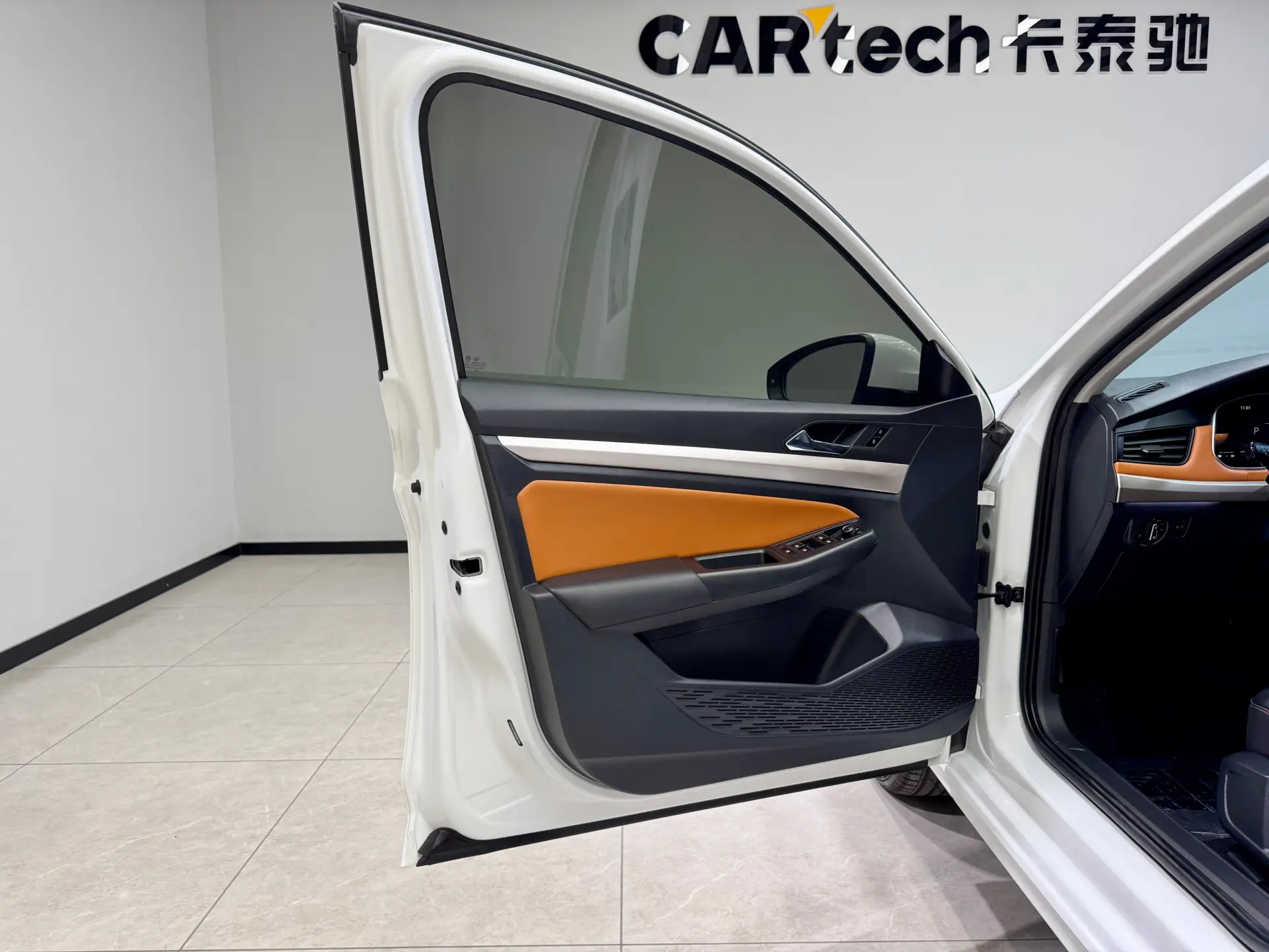 Volkswagen Bora, 2025 12