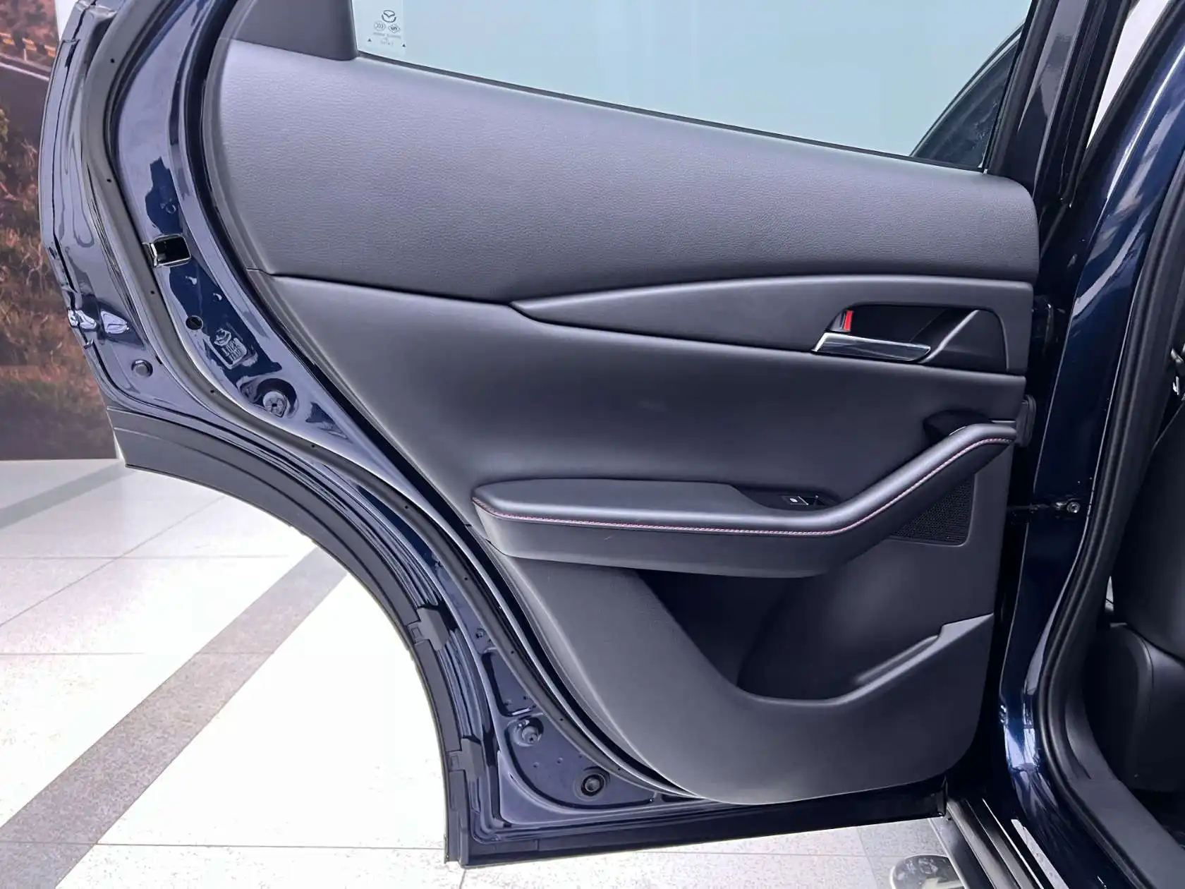 Mazda CX-30, 2023 15