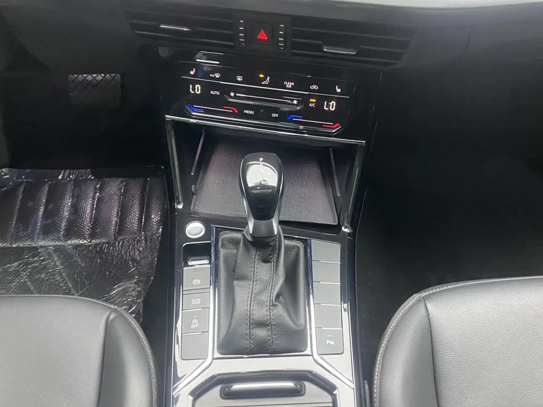 Volkswagen Passat, 2022 22
