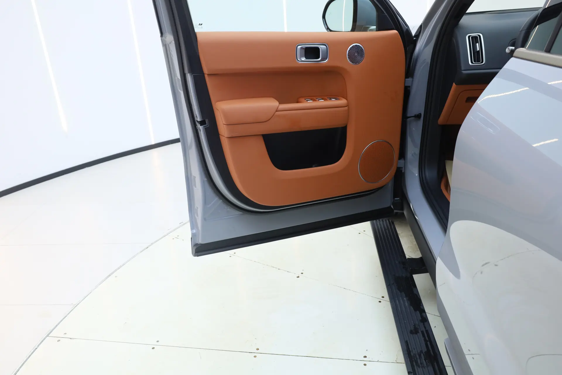Li Auto L9, 2025 32