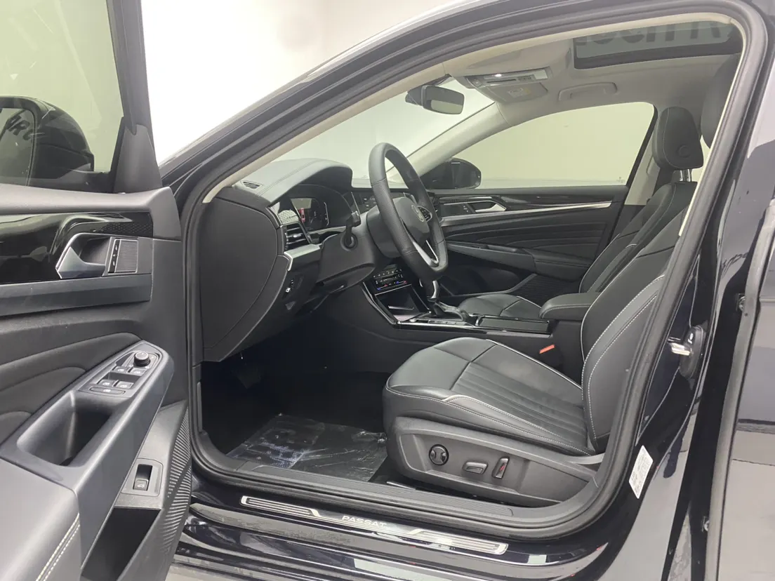 Volkswagen Passat, 2022 18