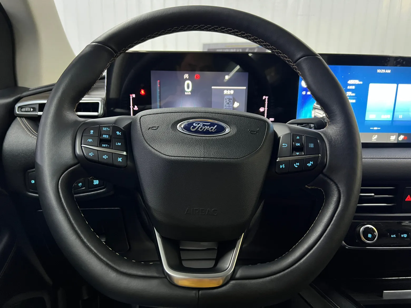 Ford Edge, 2023 9