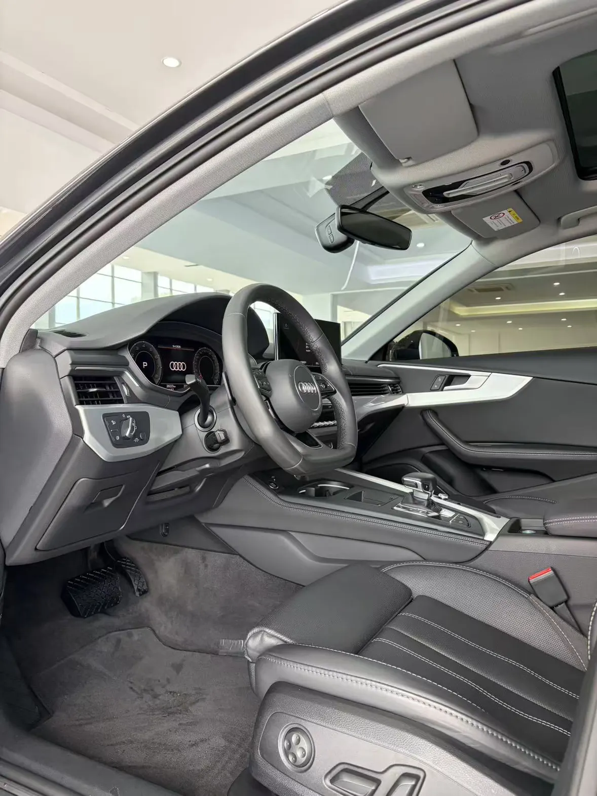 Audi A4L 40 TFSI, 2022 12