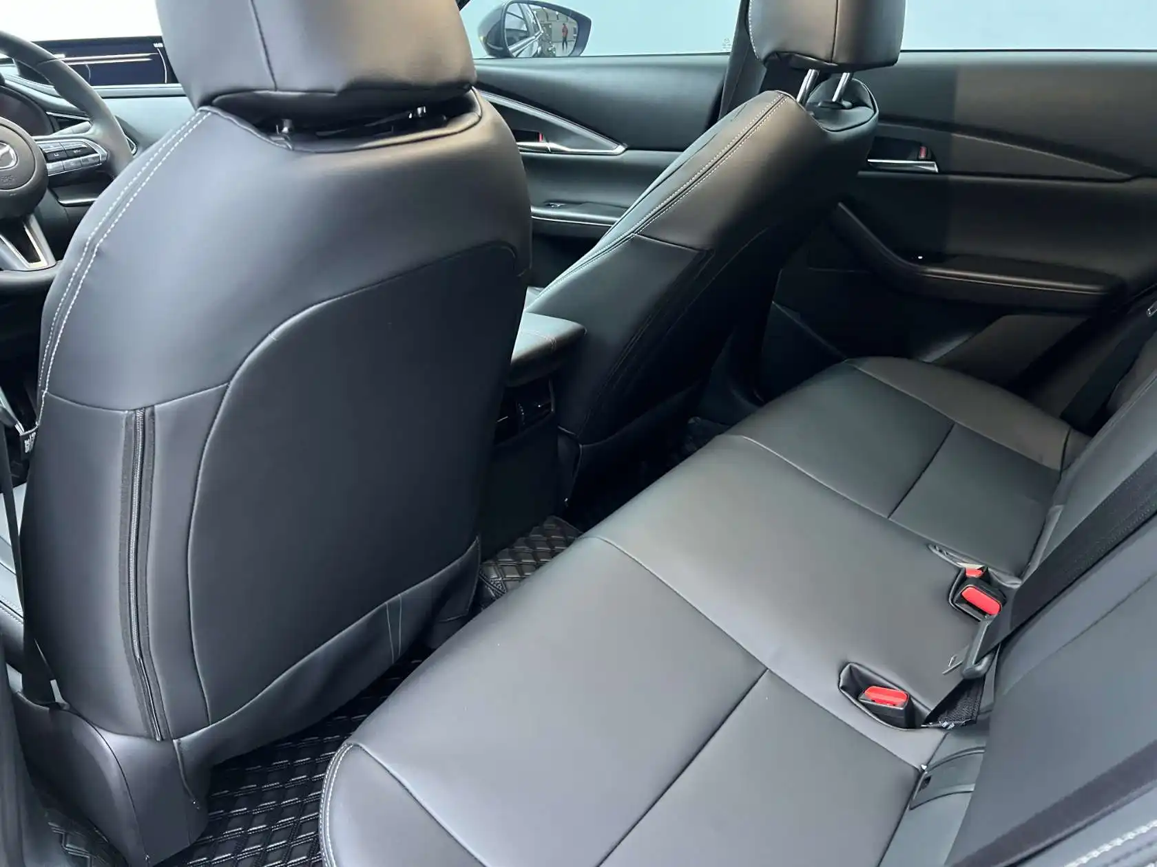 Mazda CX-30, 2023 14