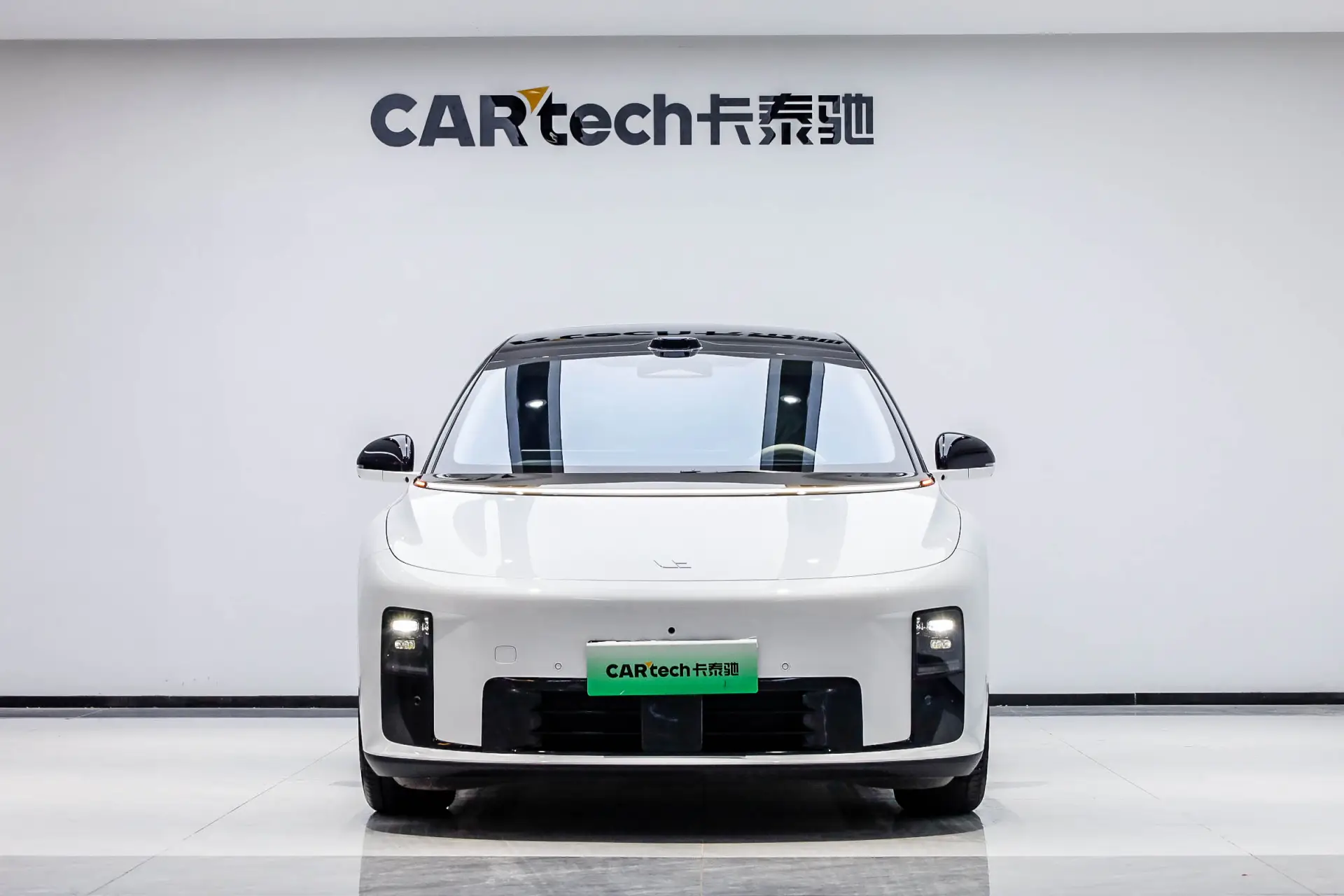 Li Auto i8, 2025 2