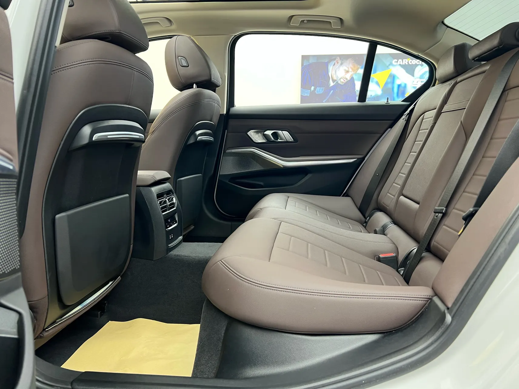 BMW 320Li, 2021 25