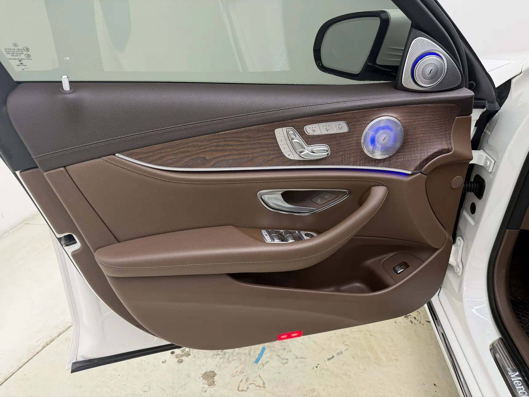 Mercedes-Benz E 300 L, 2020 17