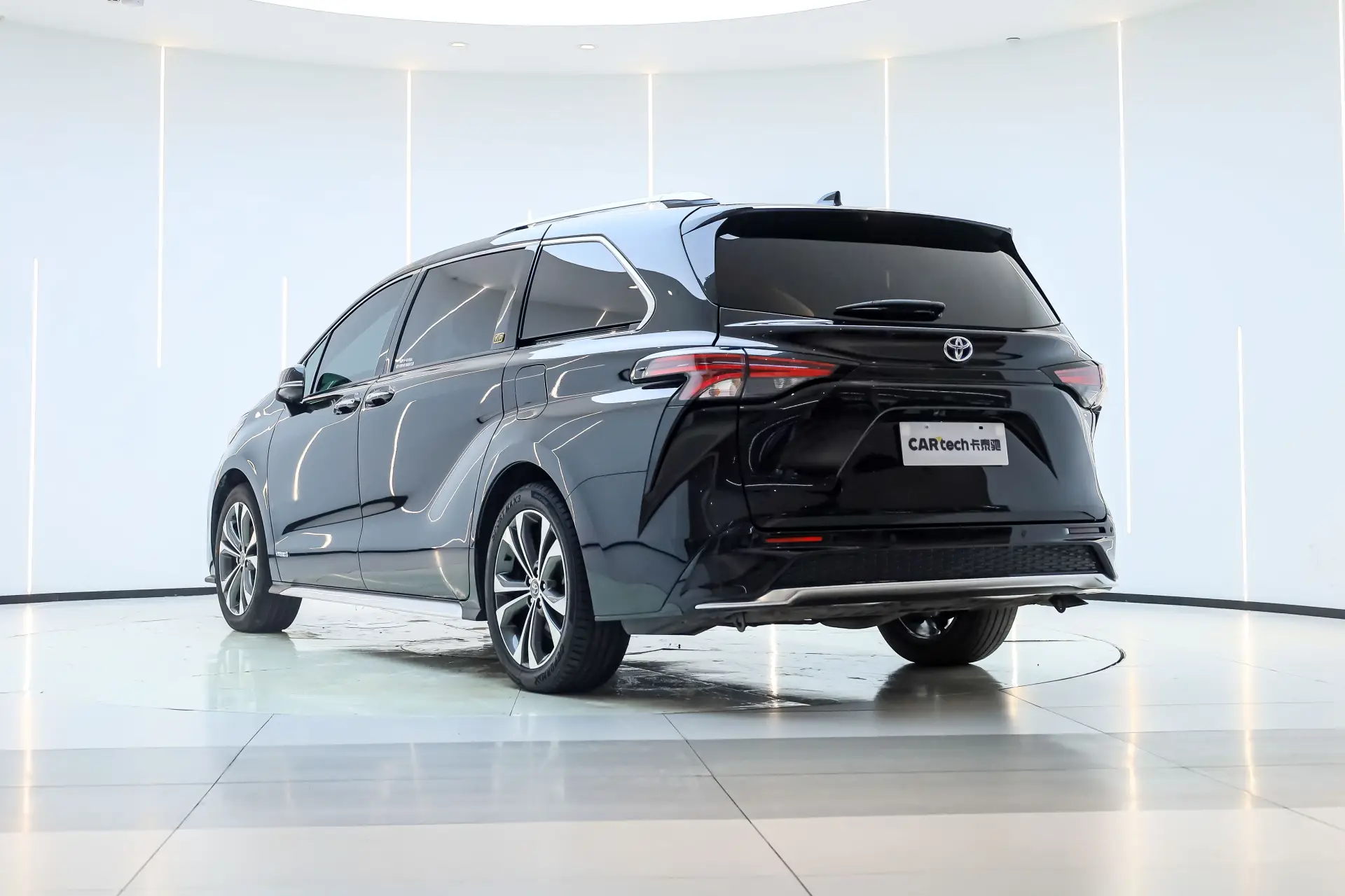 Toyota Granvia, 2024 7