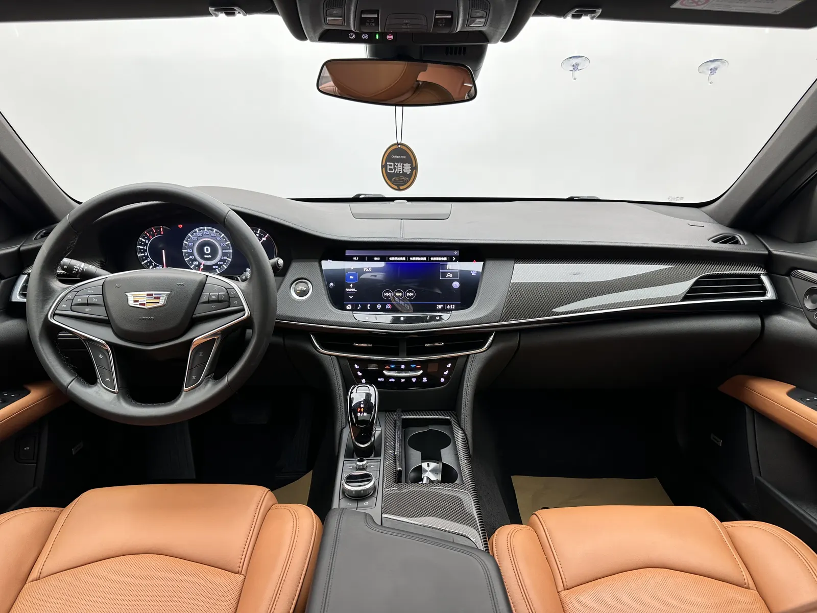 Cadillac CT6, 2021 10