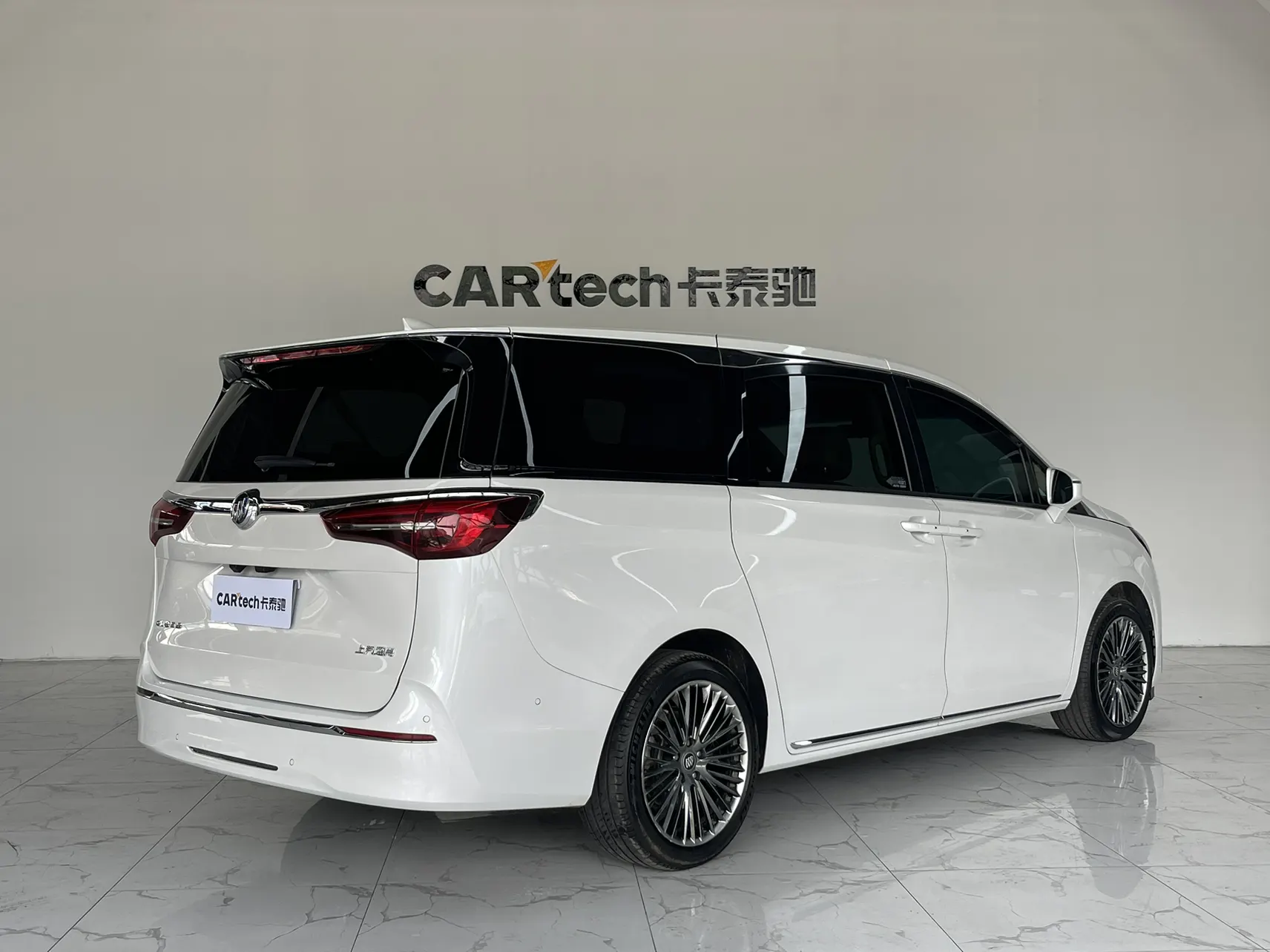 Buick GL8, 2023 все фото