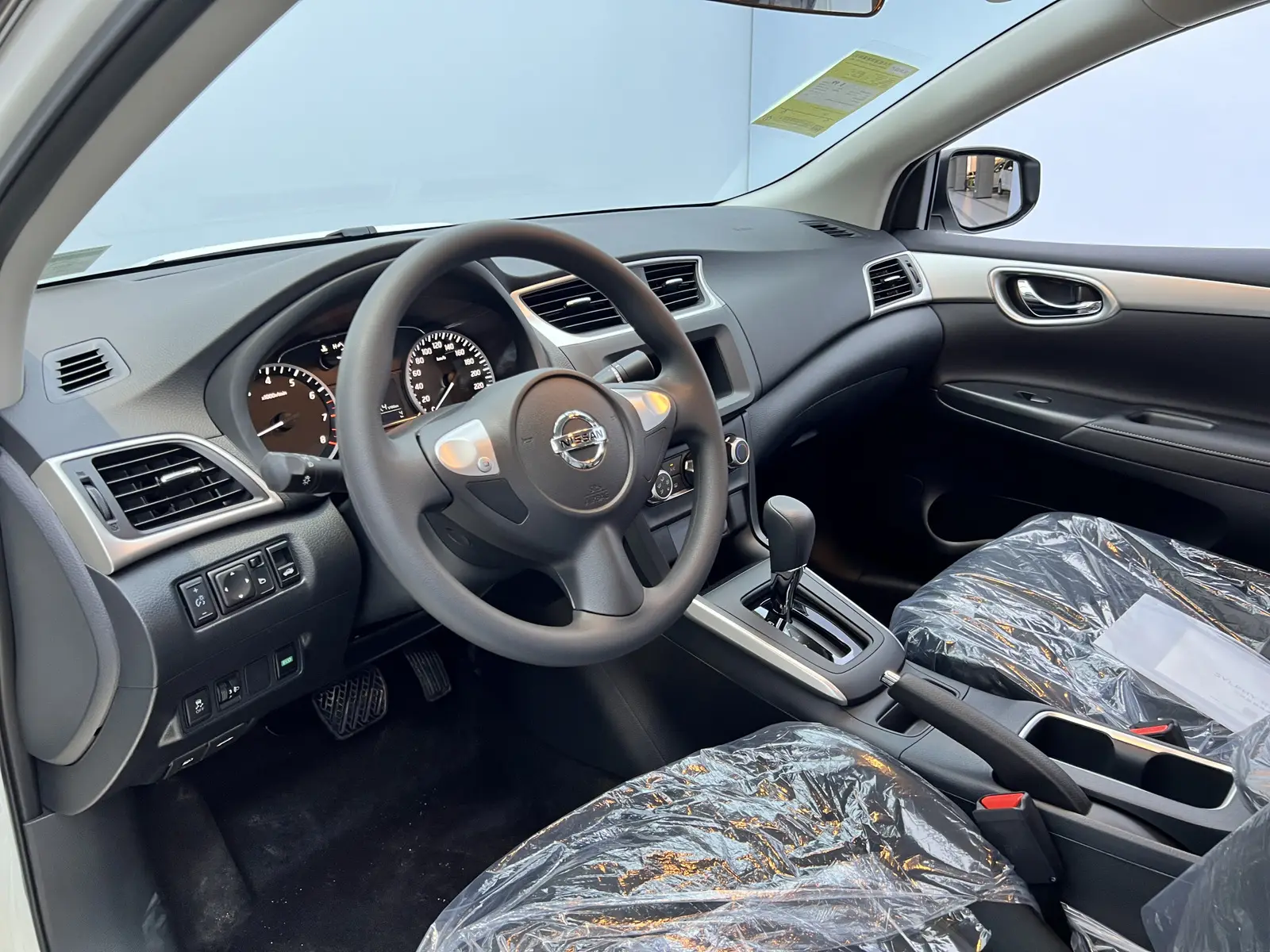 Nissan Sylphy, 2025 9