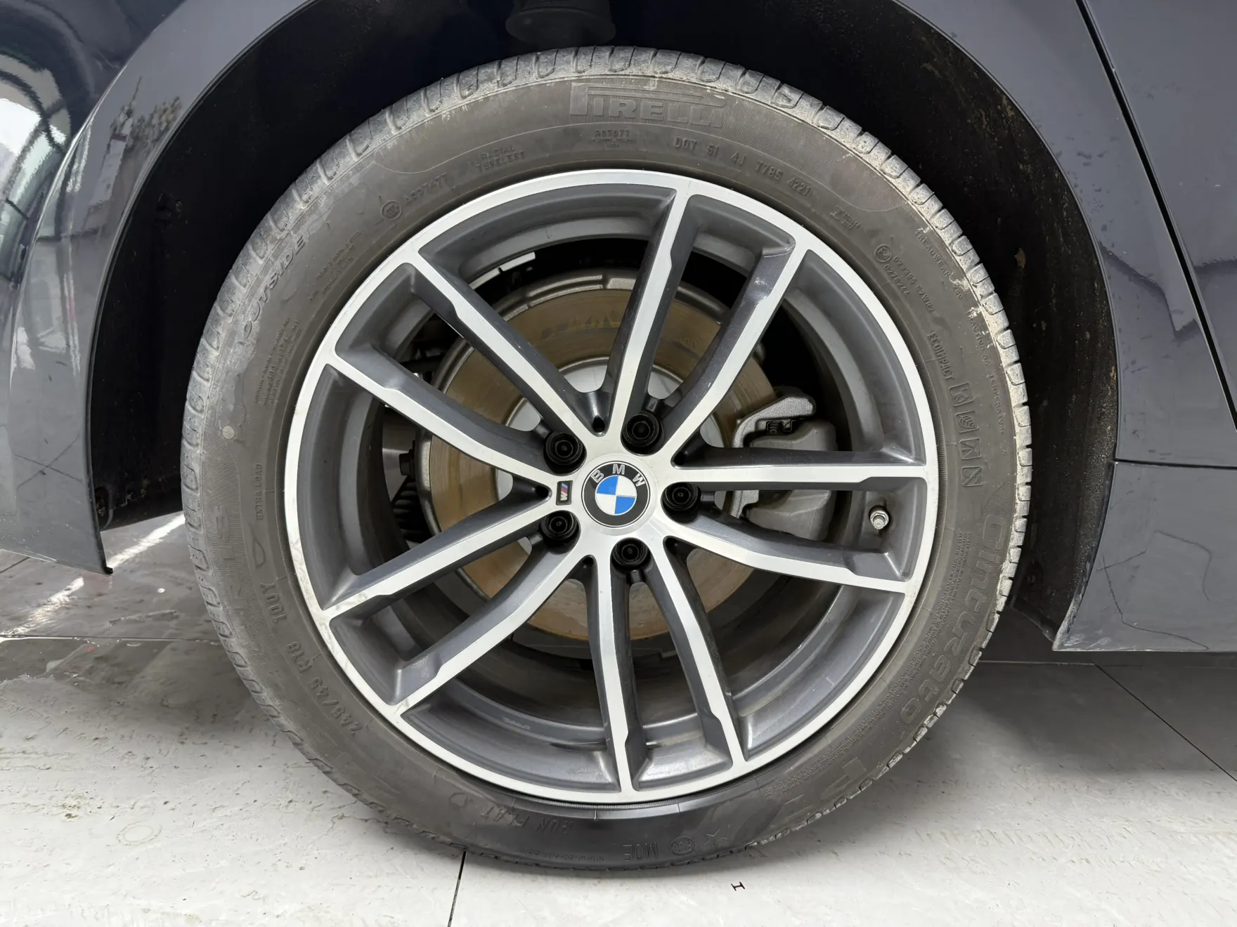 BMW 525Li, 2022 7