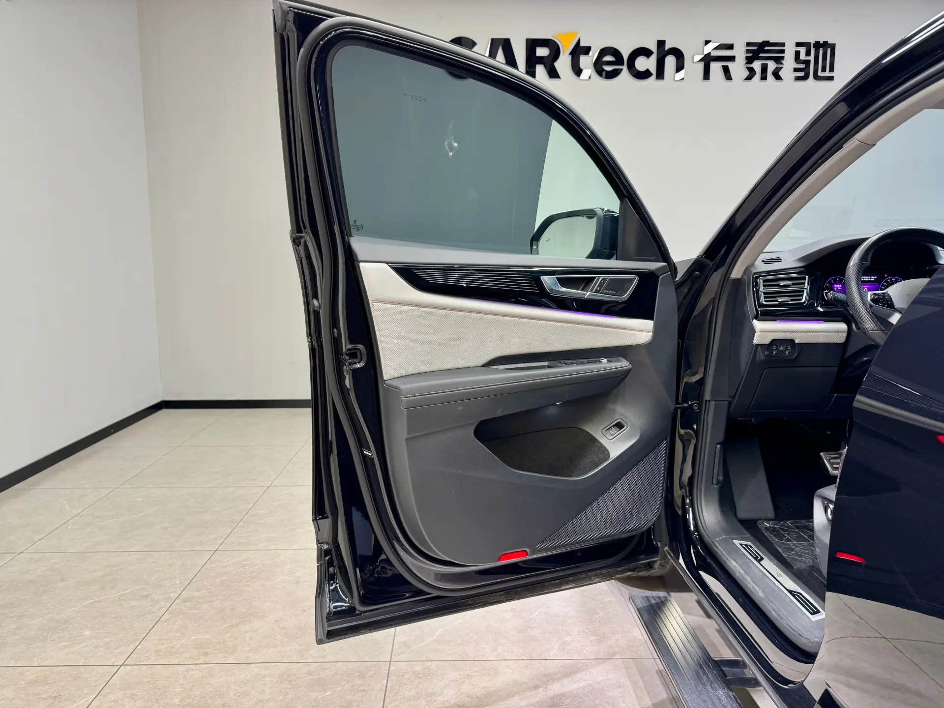 Volkswagen Teramont X, 2023 12