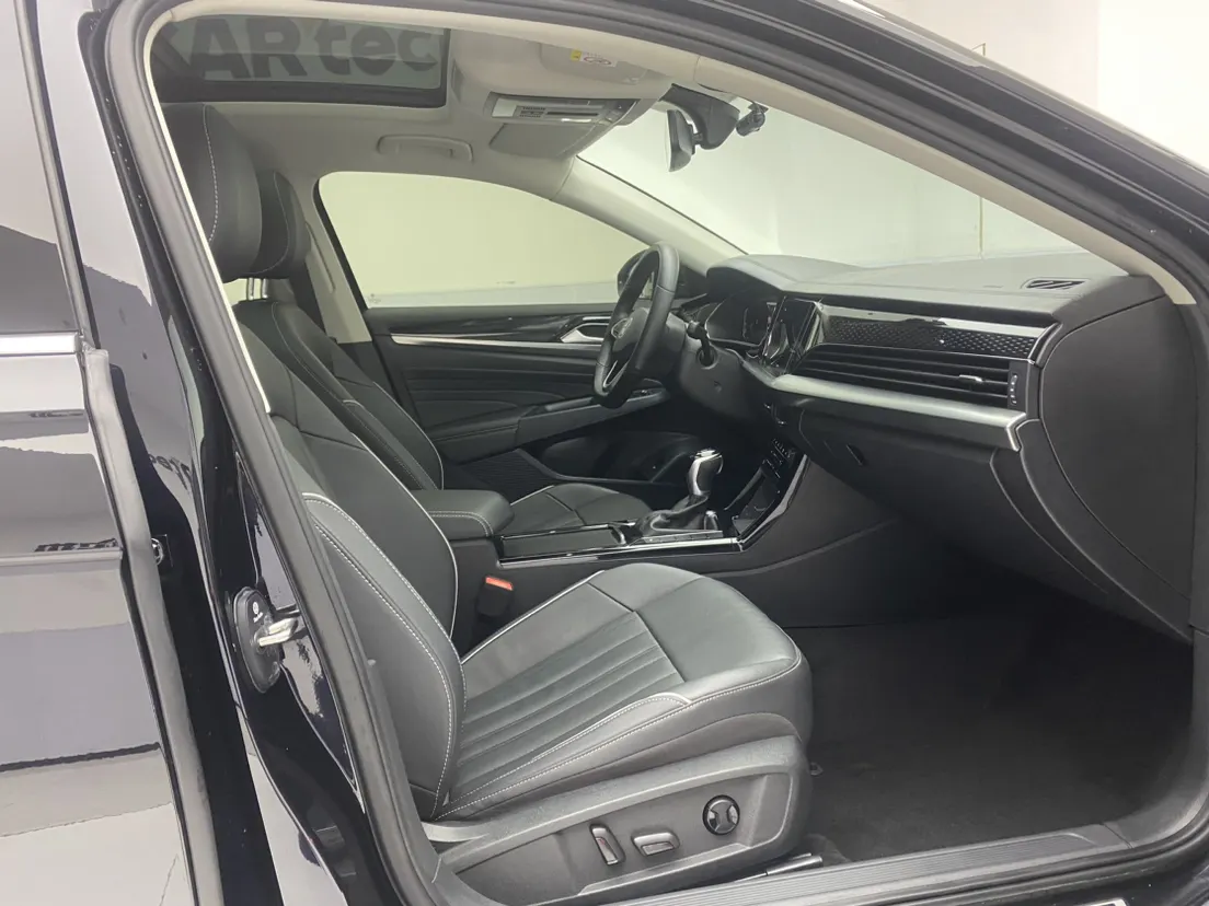 Volkswagen Passat, 2022 19