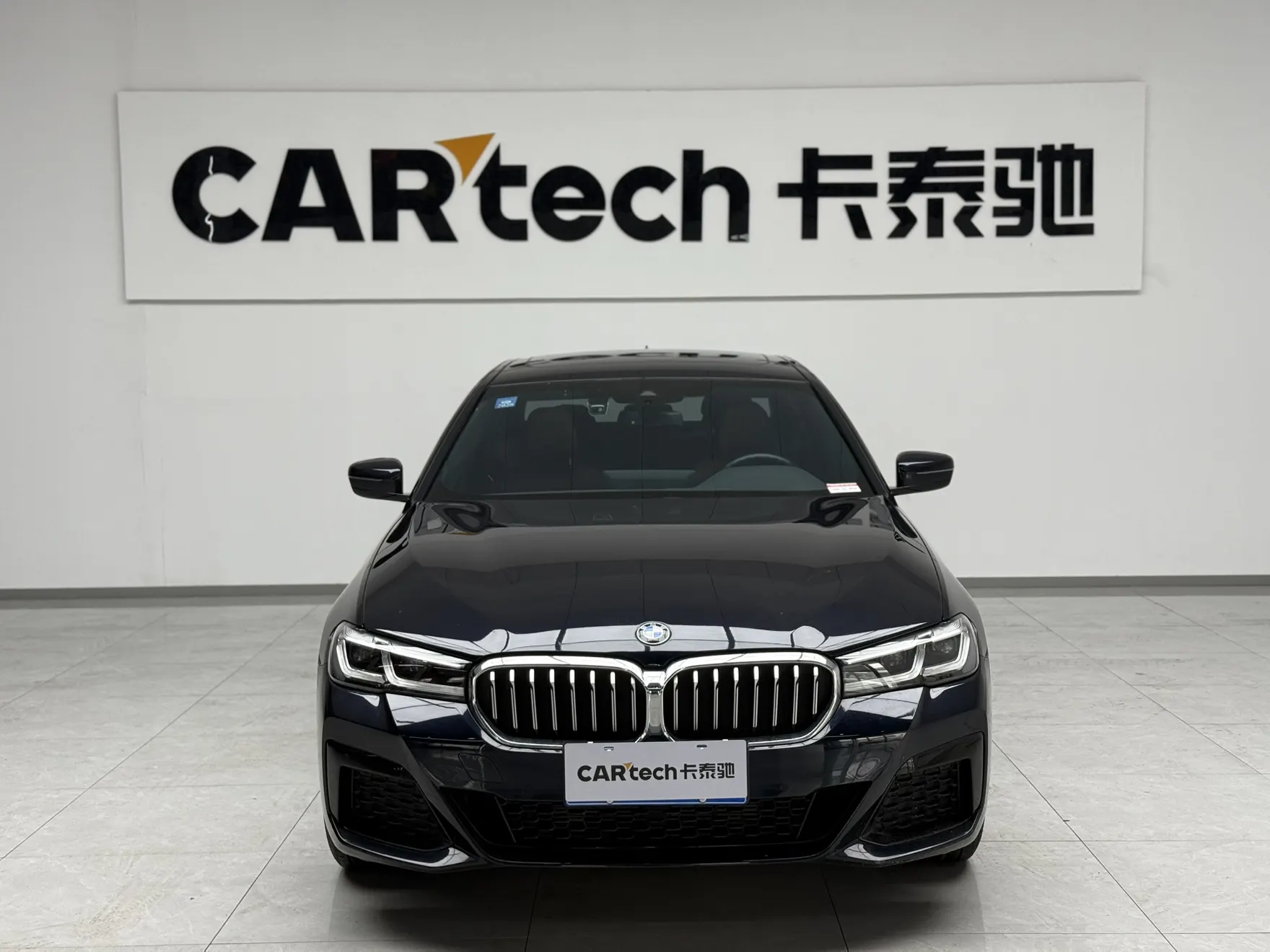 BMW 525Li, 2022 2