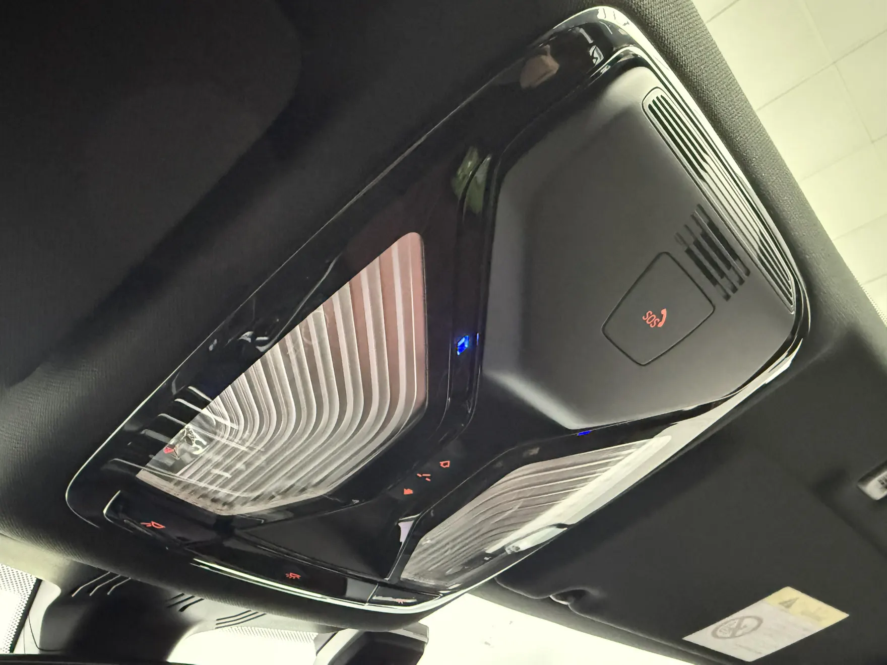 BMW 525Li, 2022 16
