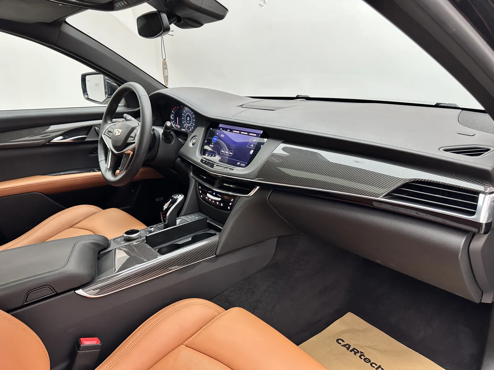 Cadillac CT6, 2021 11