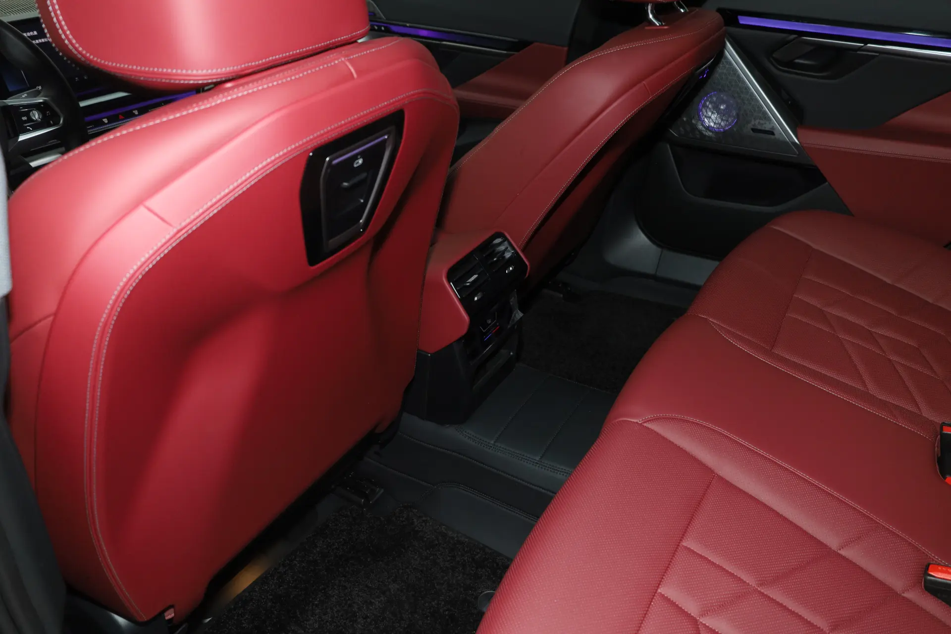 BMW i5, 2025 26