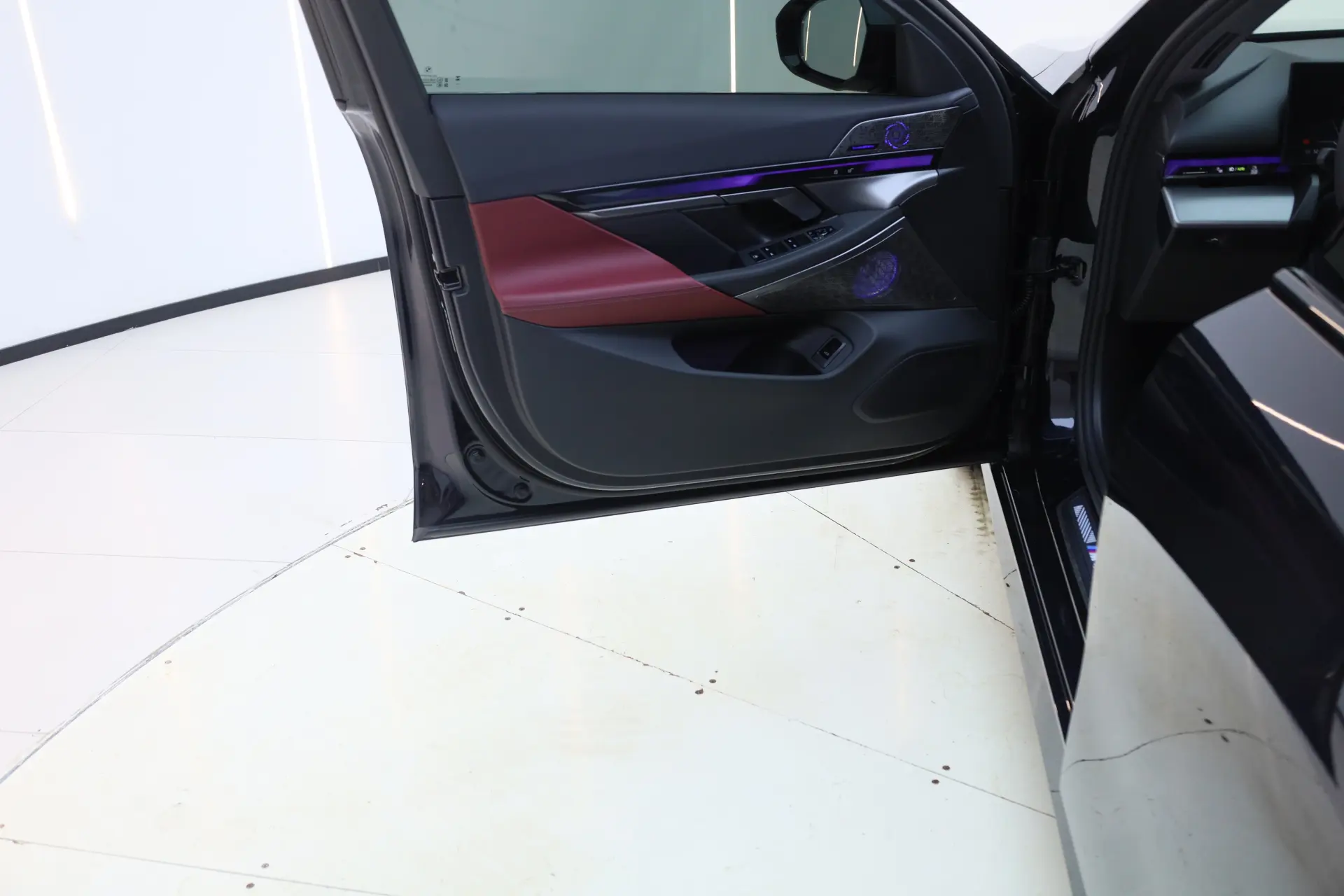 BMW i5, 2025 29