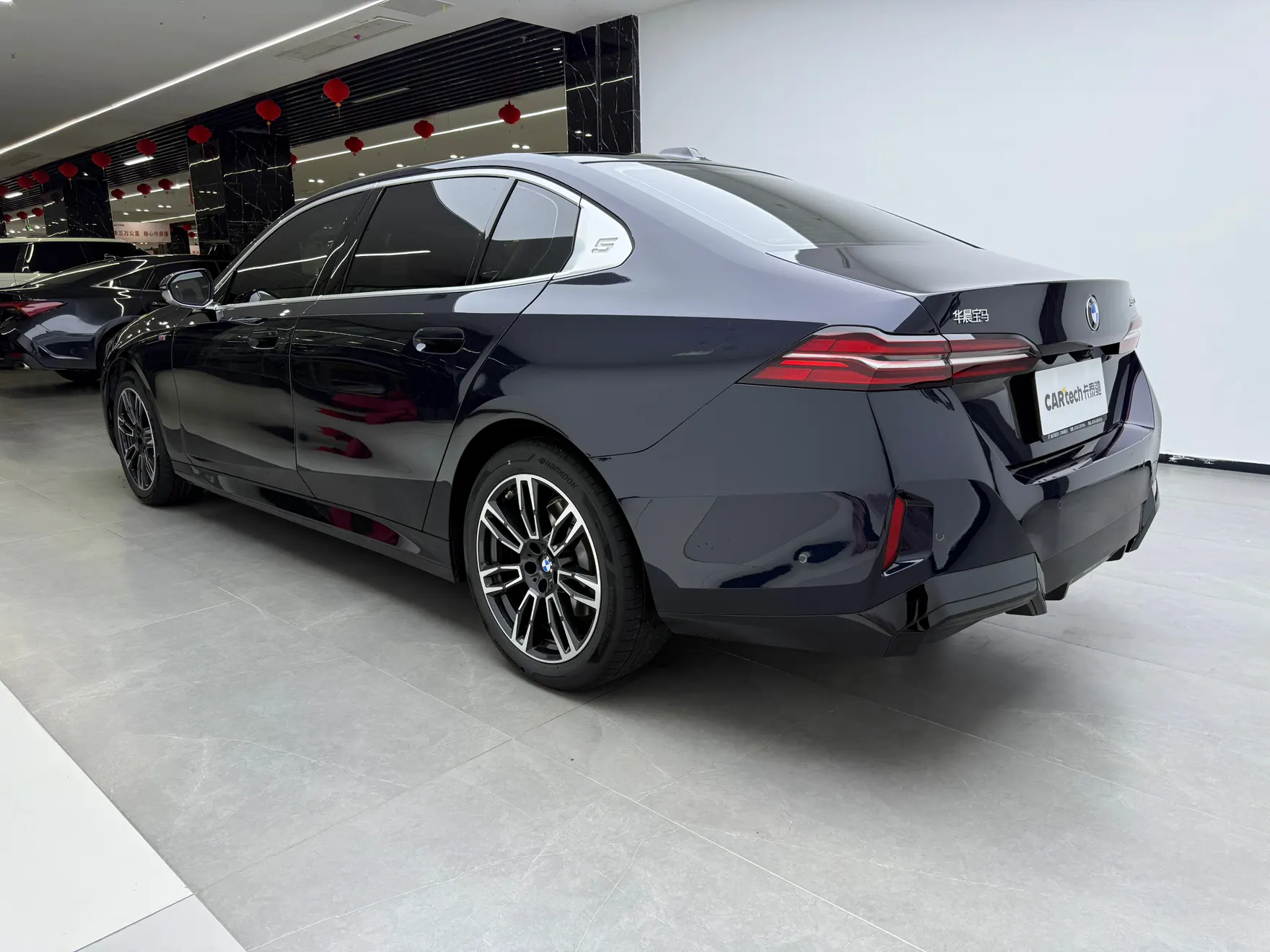 BMW 530Li, 2025 7