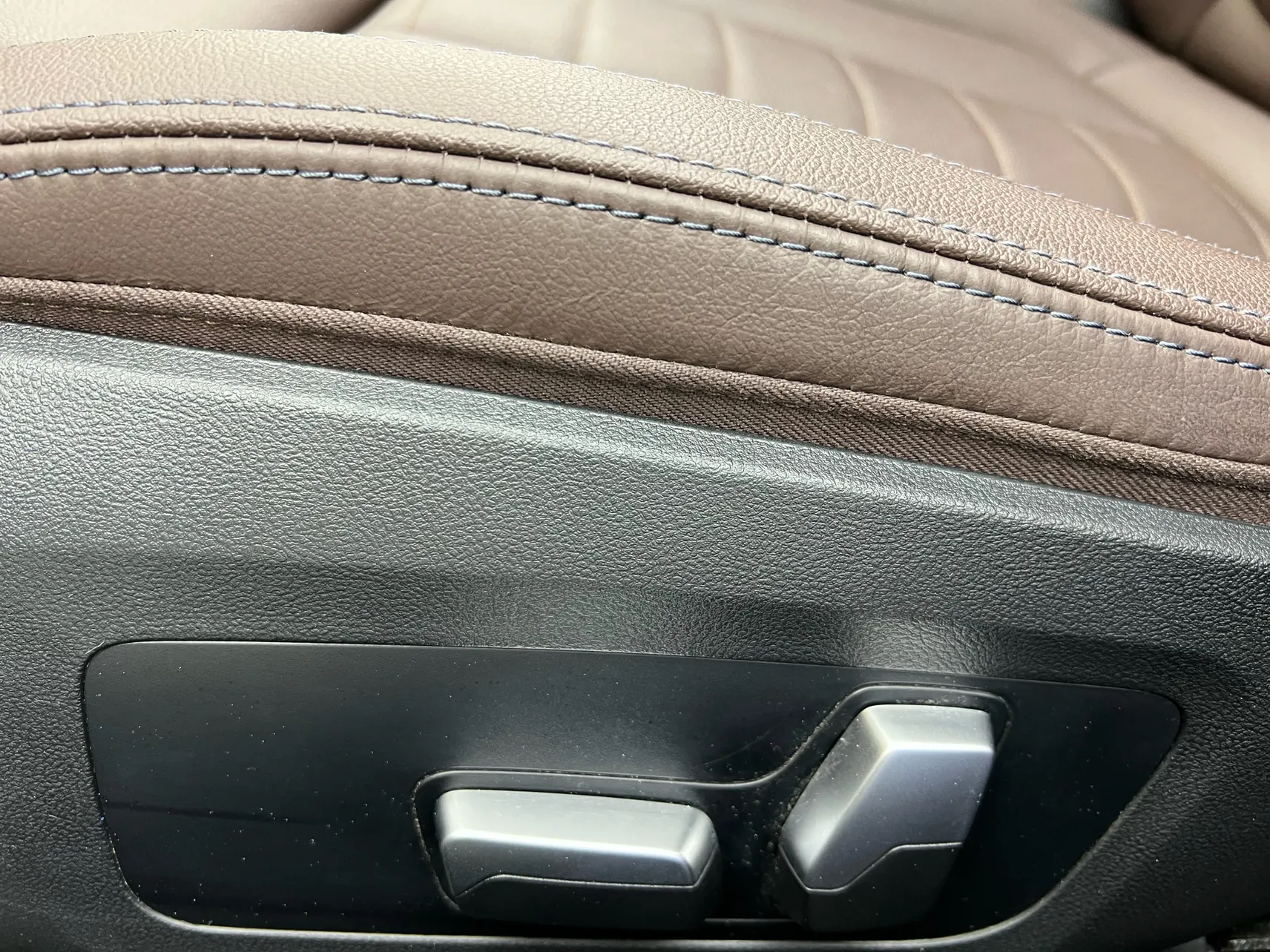 BMW 320Li, 2021 35