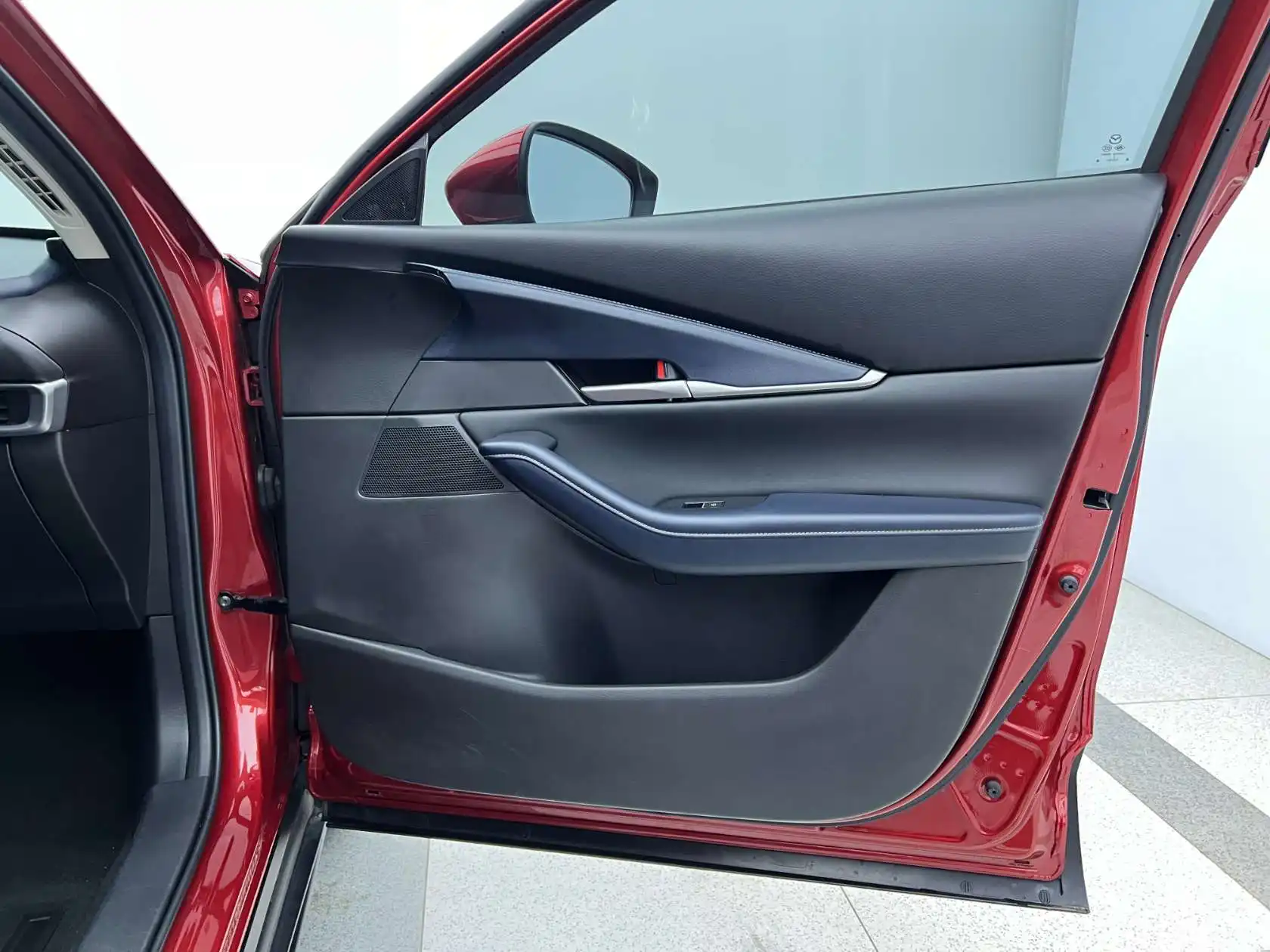 Mazda CX-30, 2022 21