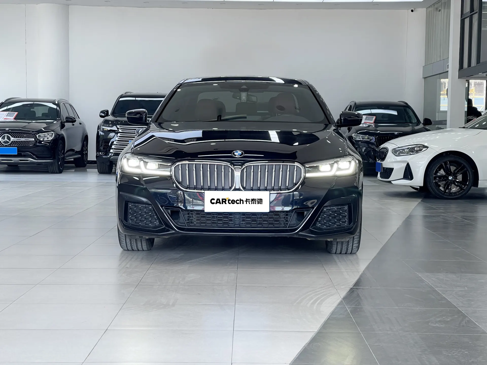 BMW 530Li, 2023 2