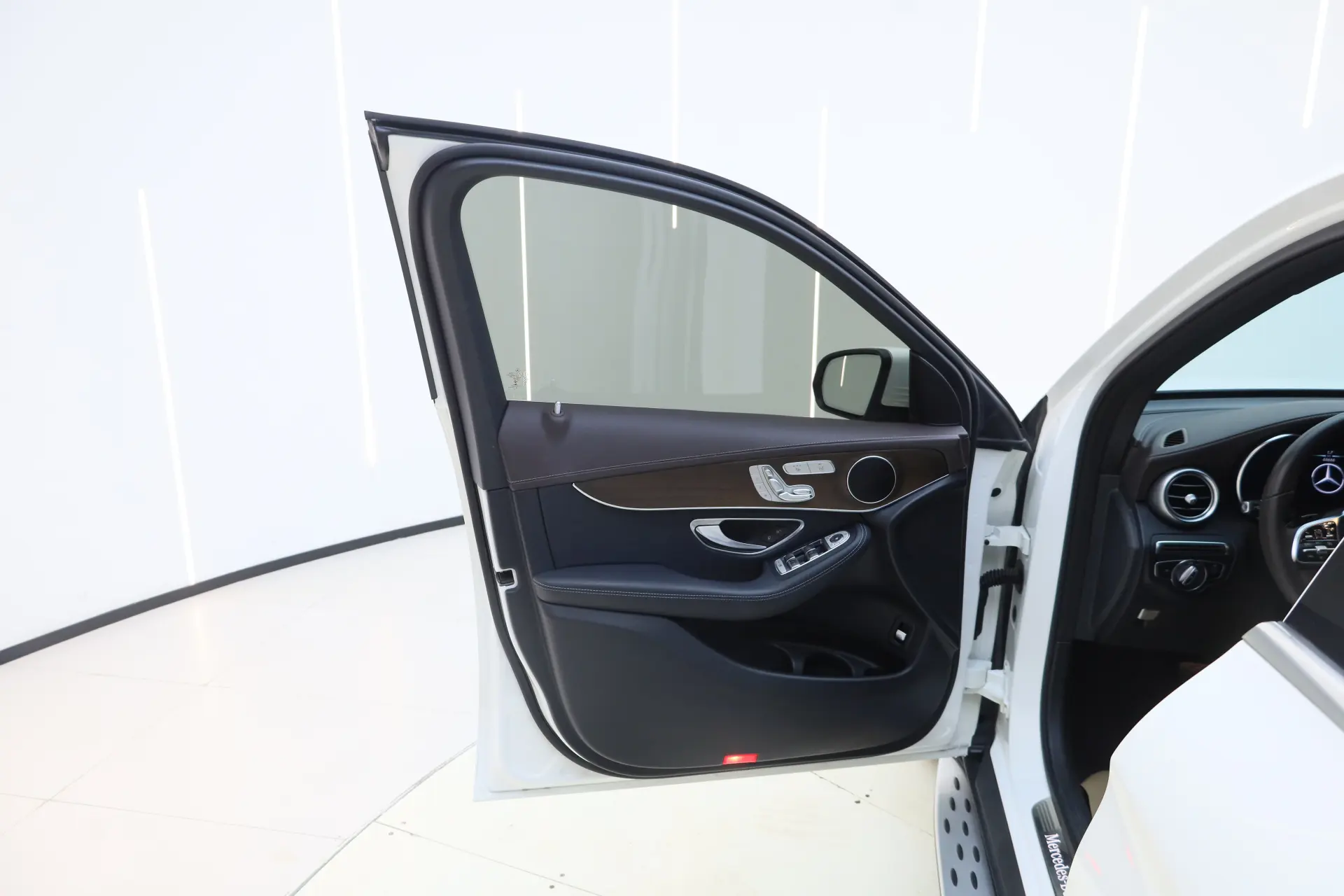 Mercedes-Benz GLC 260 L, 2021 30