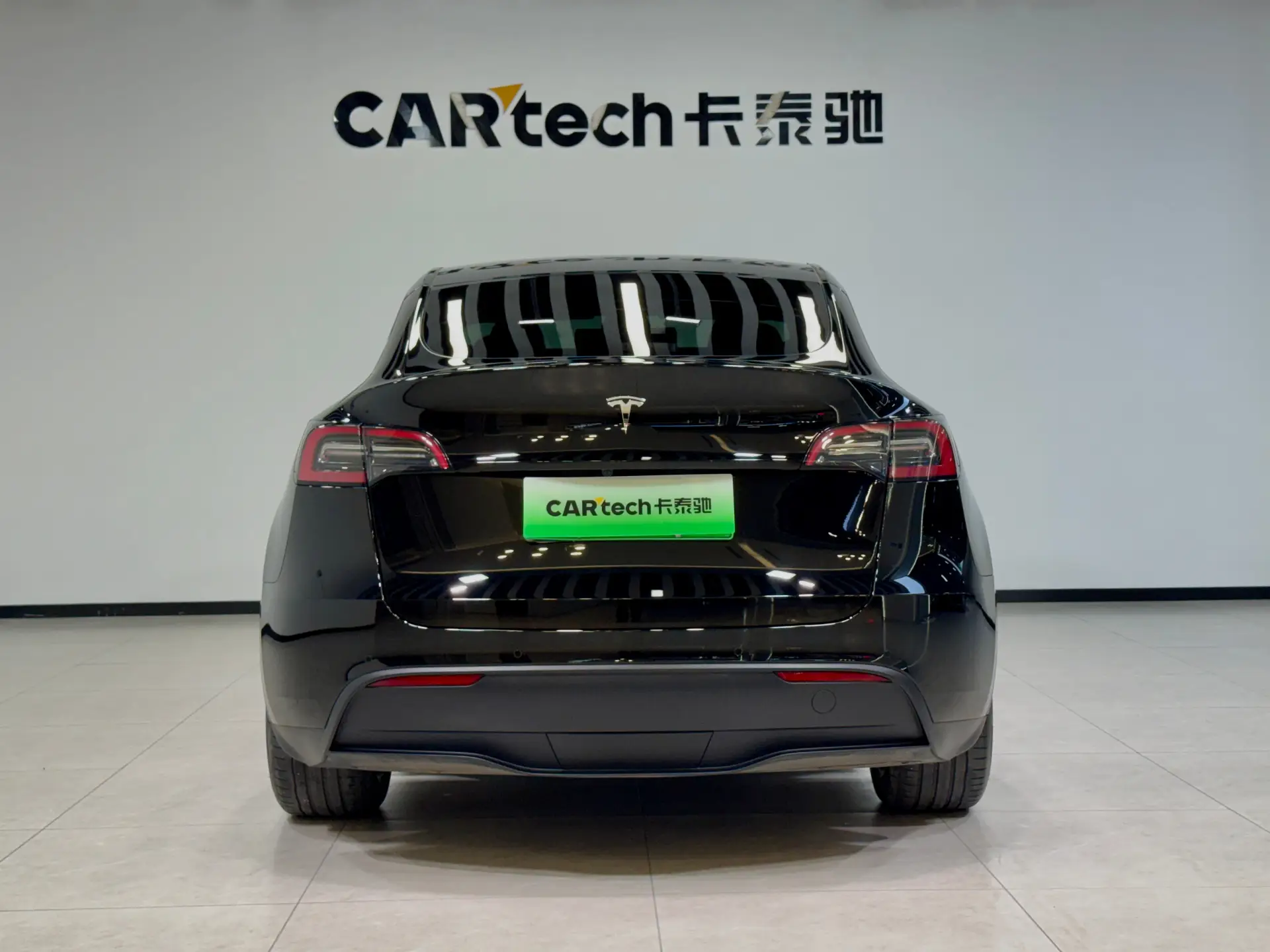 Tesla Model Y, 2023 все фото