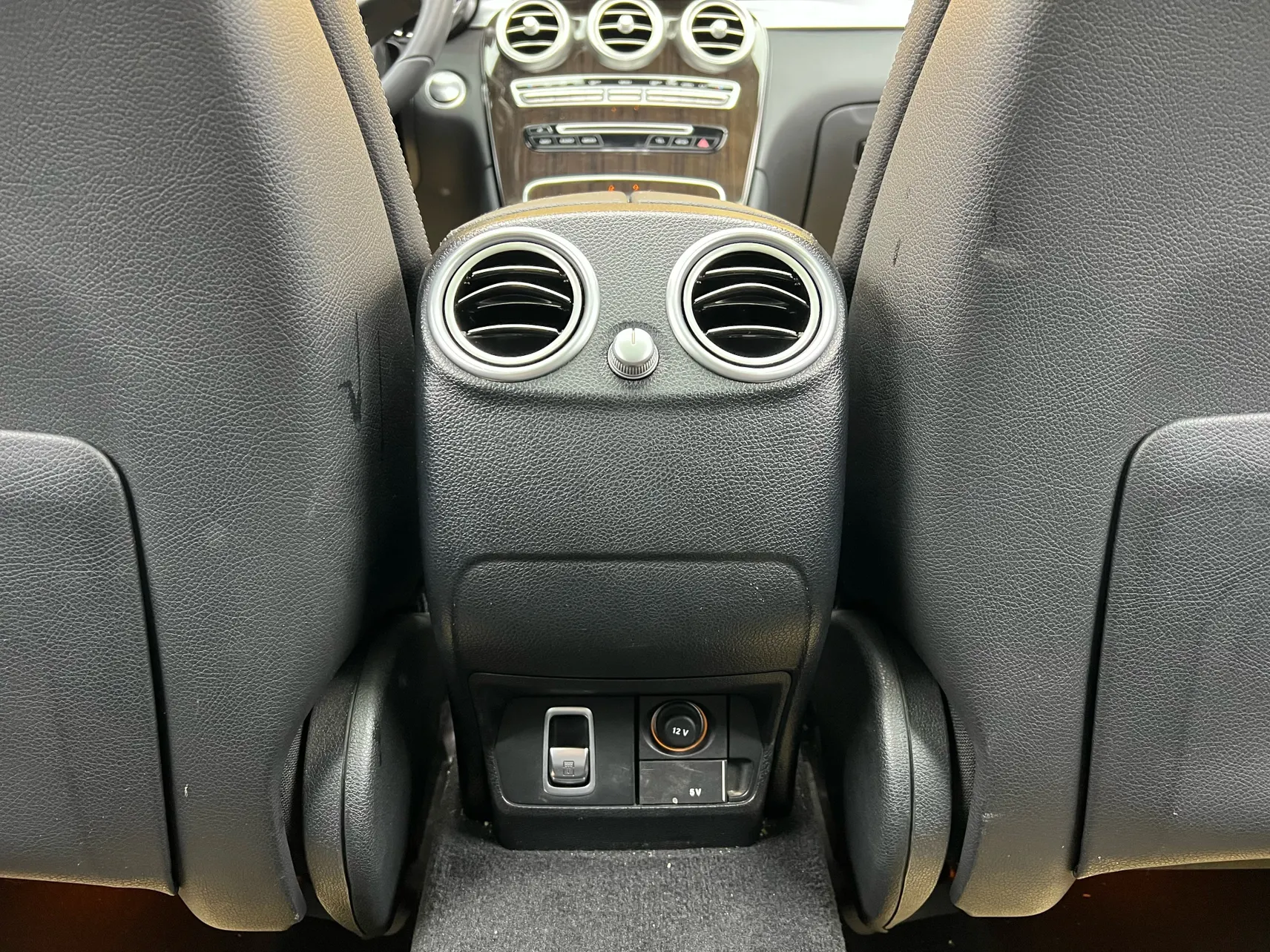 Mercedes-Benz GLC 260 L, 2019 21