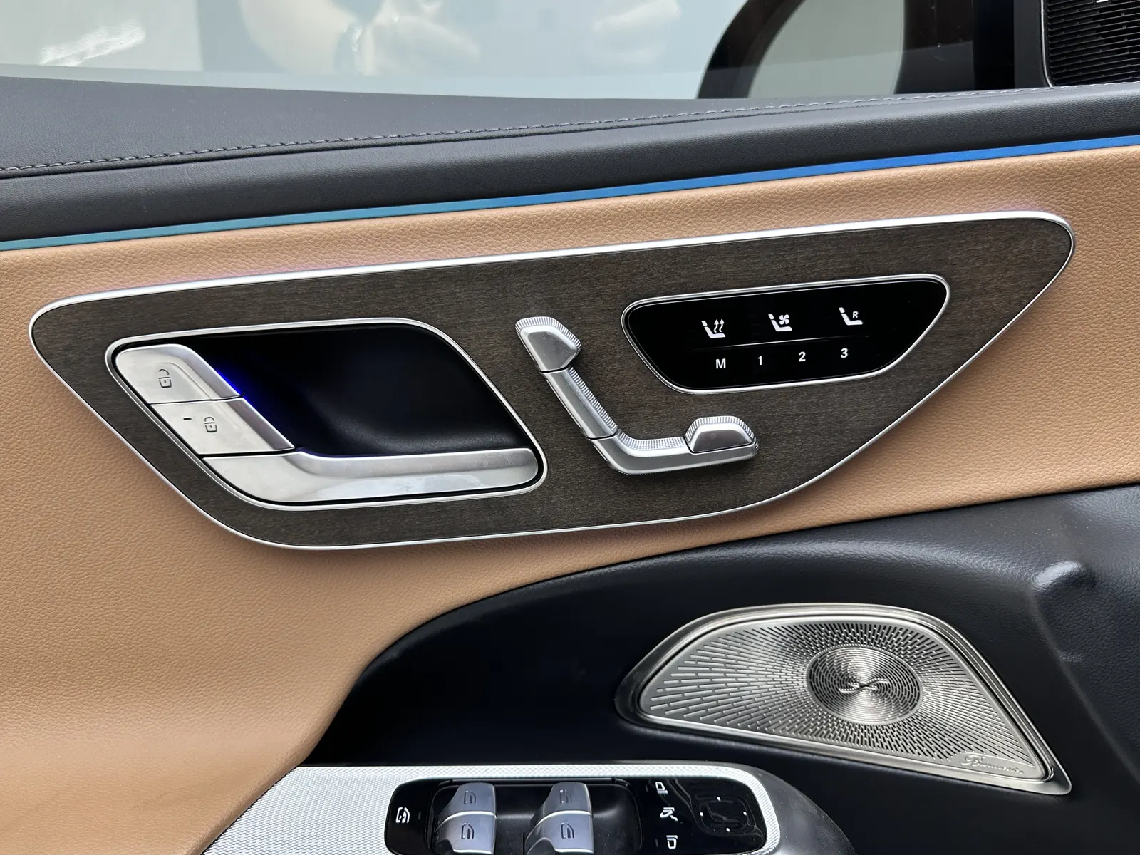 Mercedes-Benz E 300 L, 2024 14