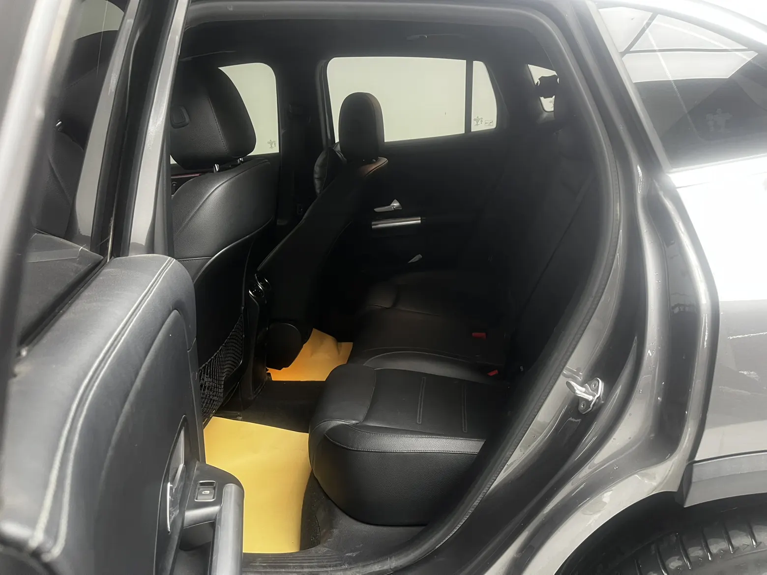 Mercedes-Benz GLA 200, 2021 13
