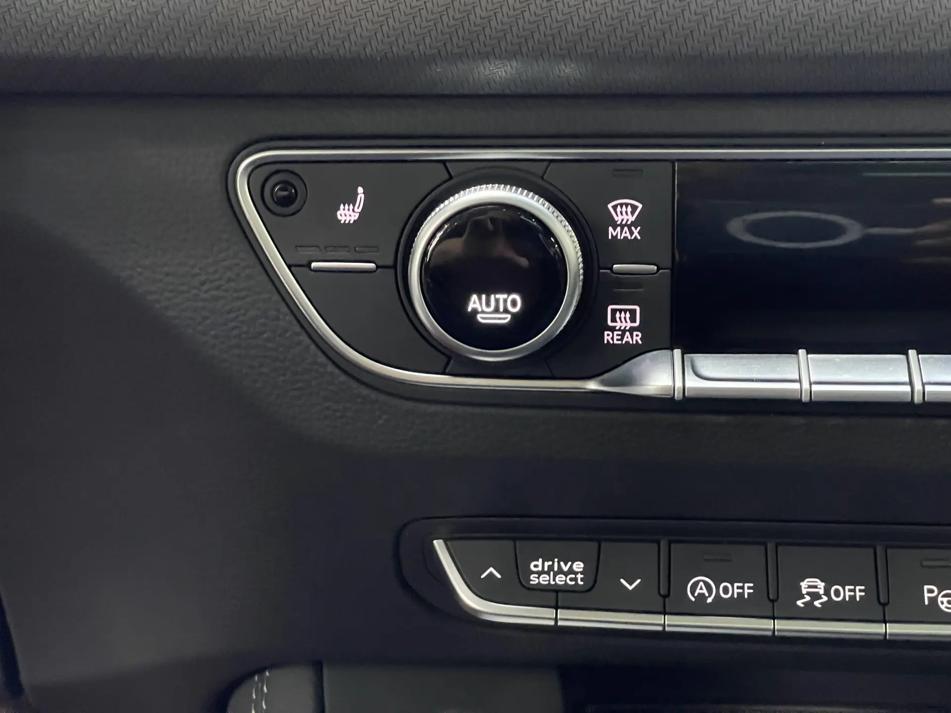 Audi Q5L 40, 2022 10