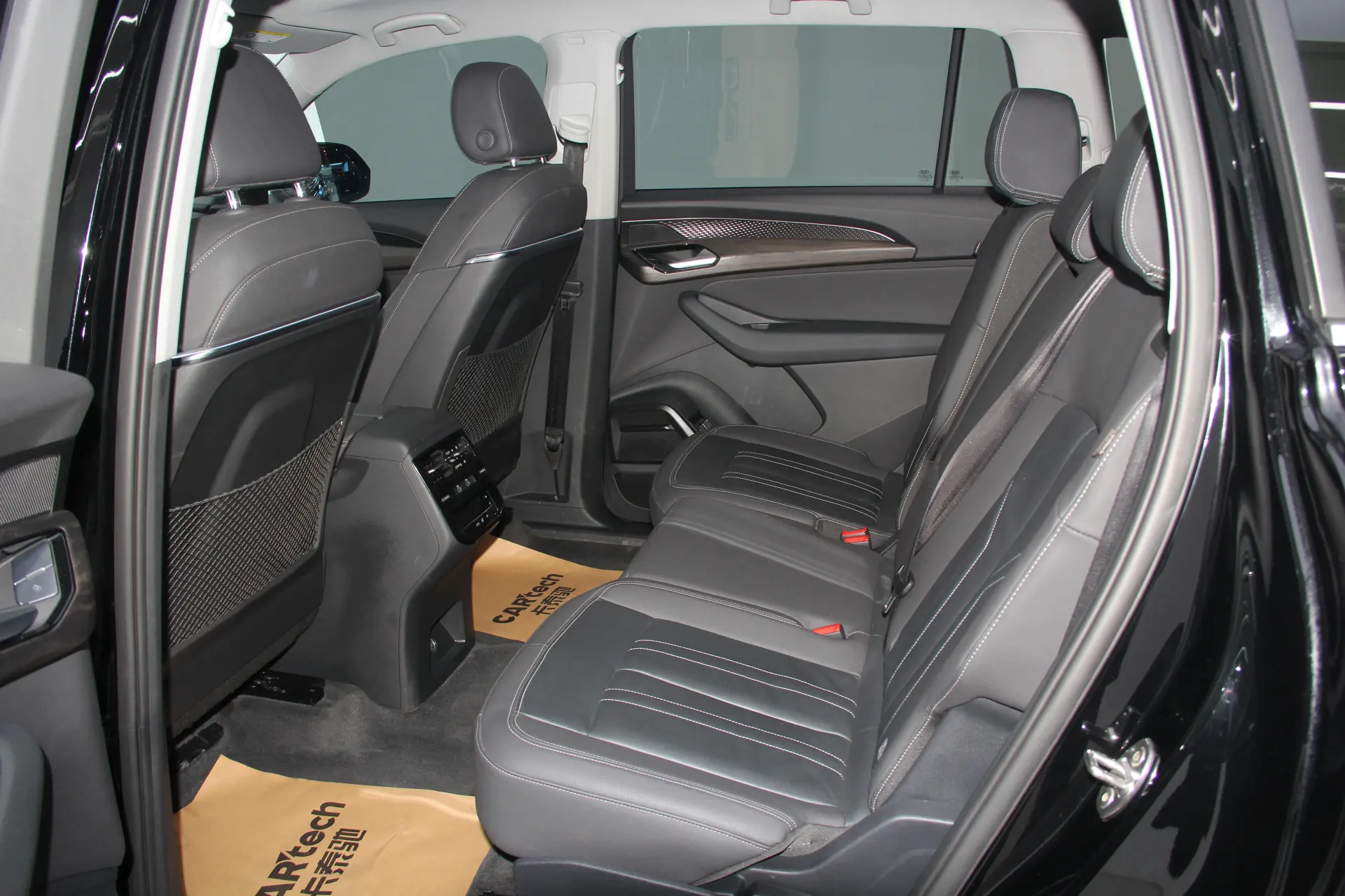Audi Q6 40 TFSI, 2024 20