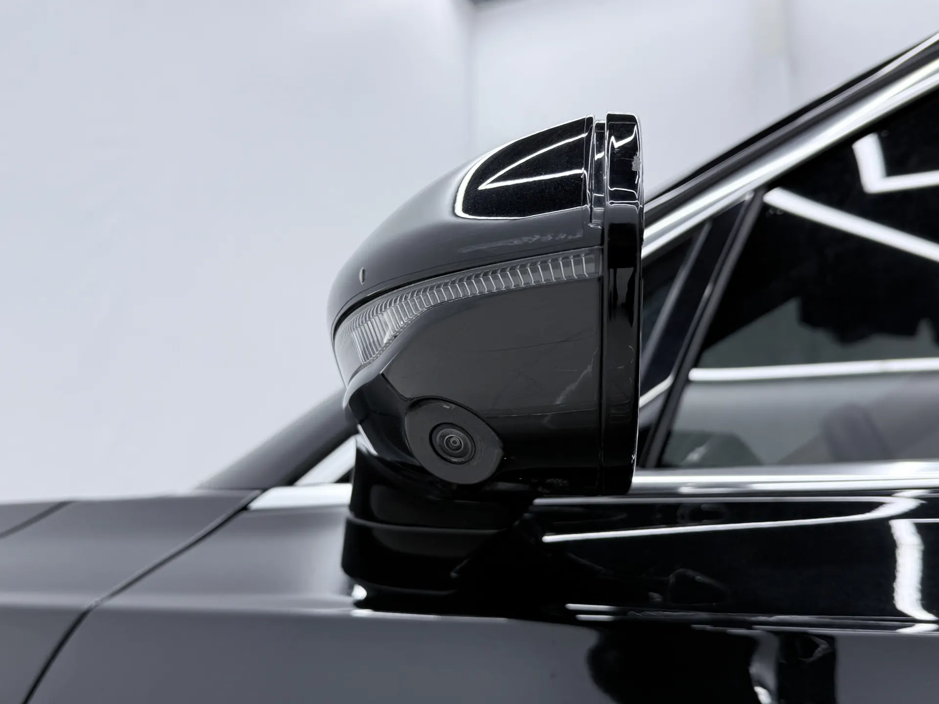 Hongqi H9, 2023 8