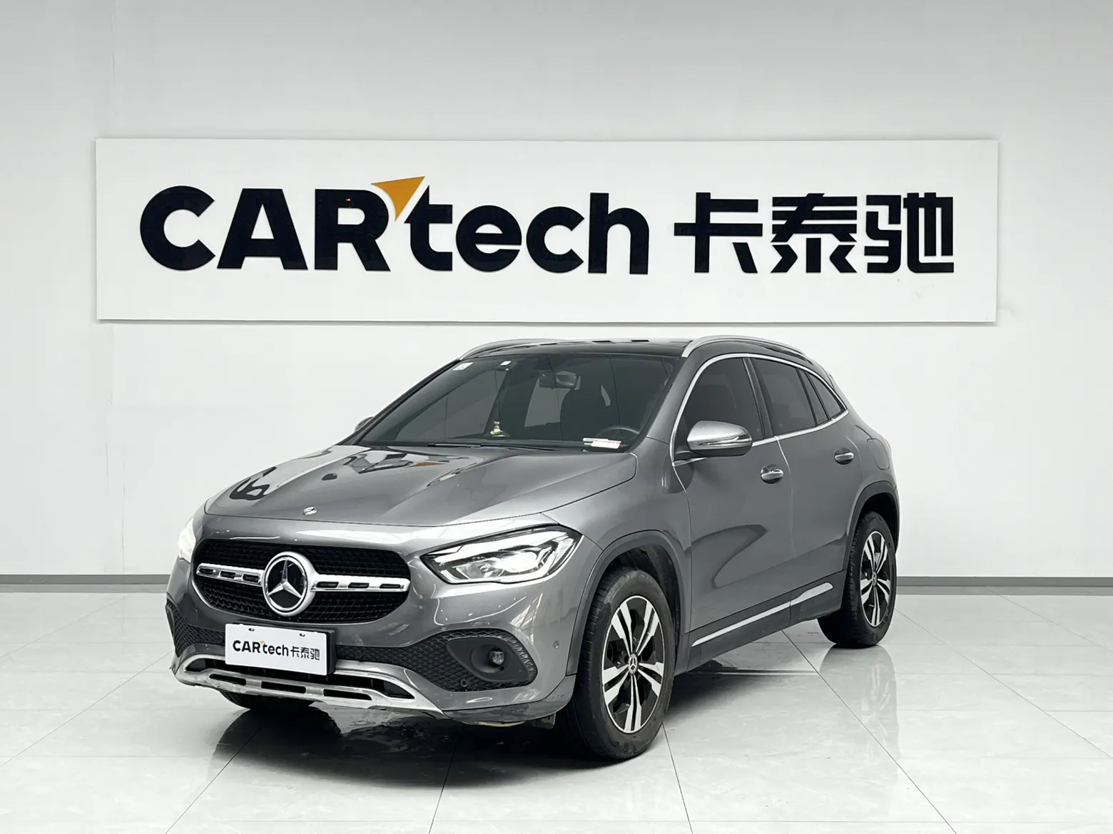 Mercedes-Benz GLA 200