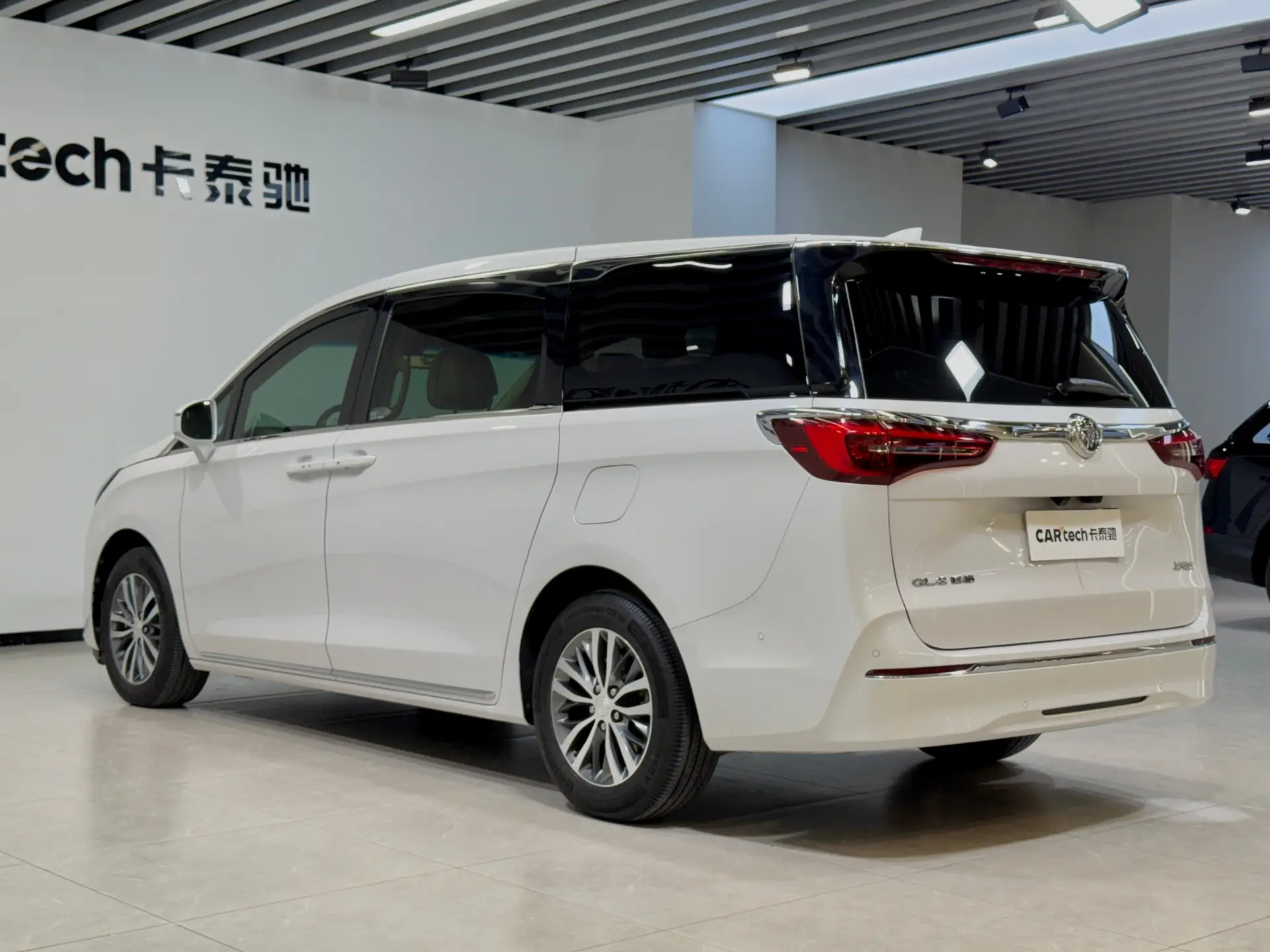 Buick GL8, 2023 4