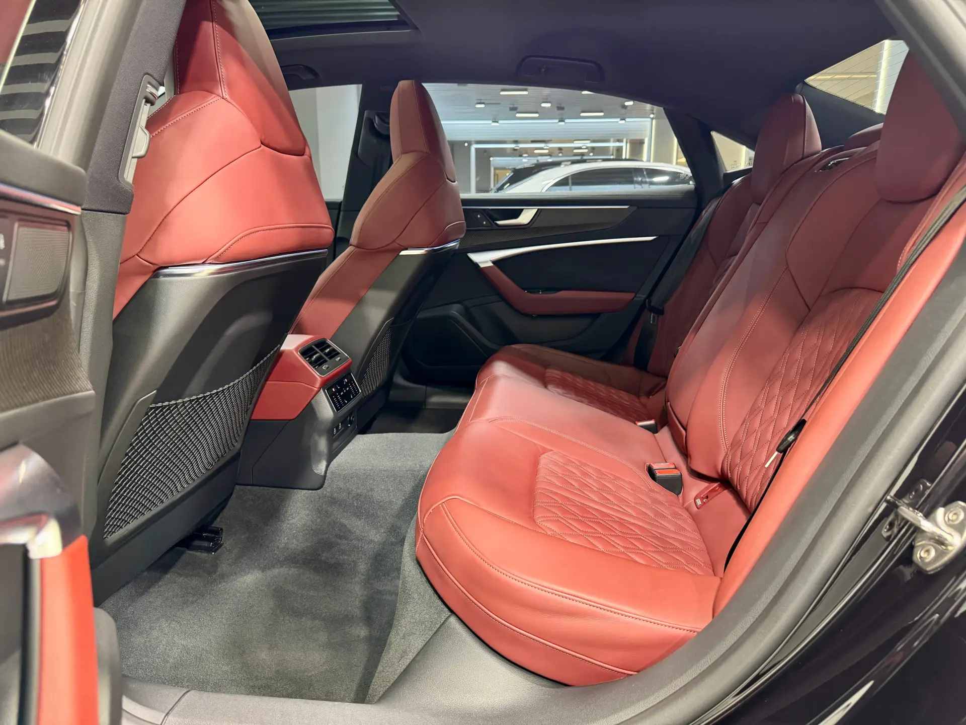 Audi A7L 45 TFSI, 2024 24