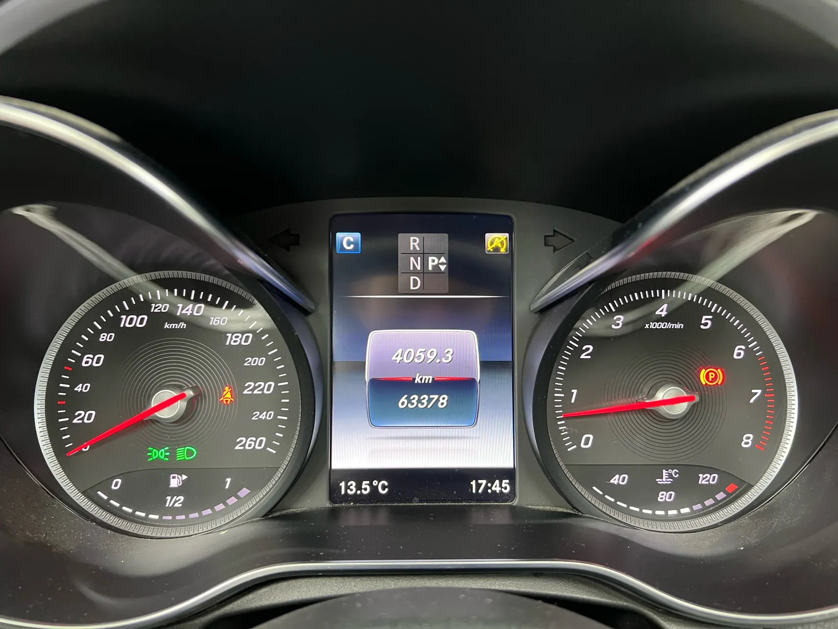 Mercedes-Benz GLC 260 L, 2019 14