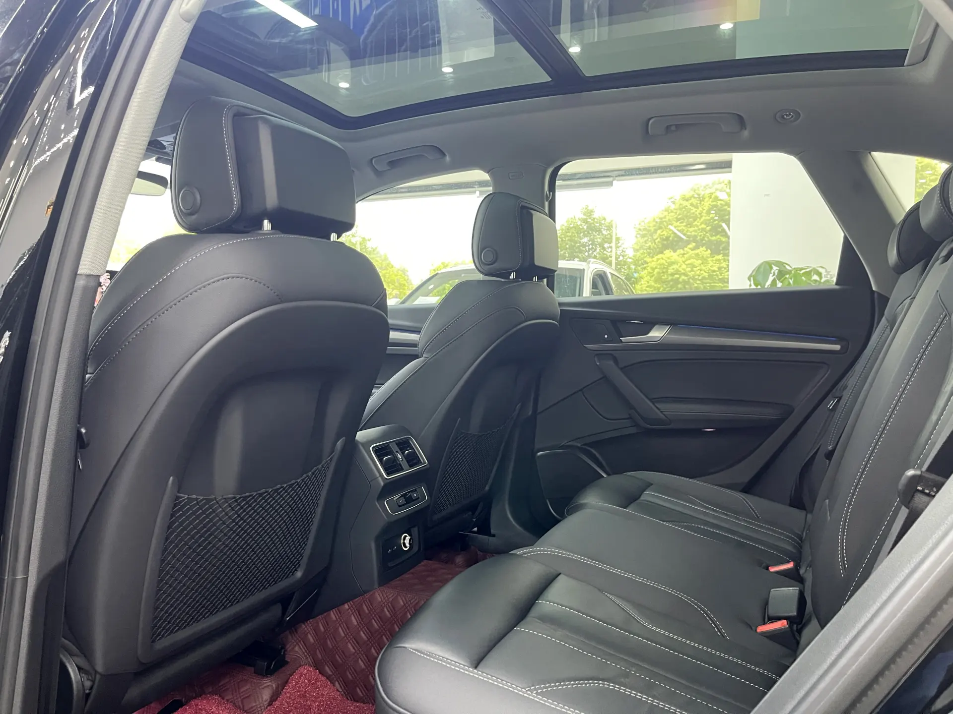 Audi Q5L 40, 2022 13