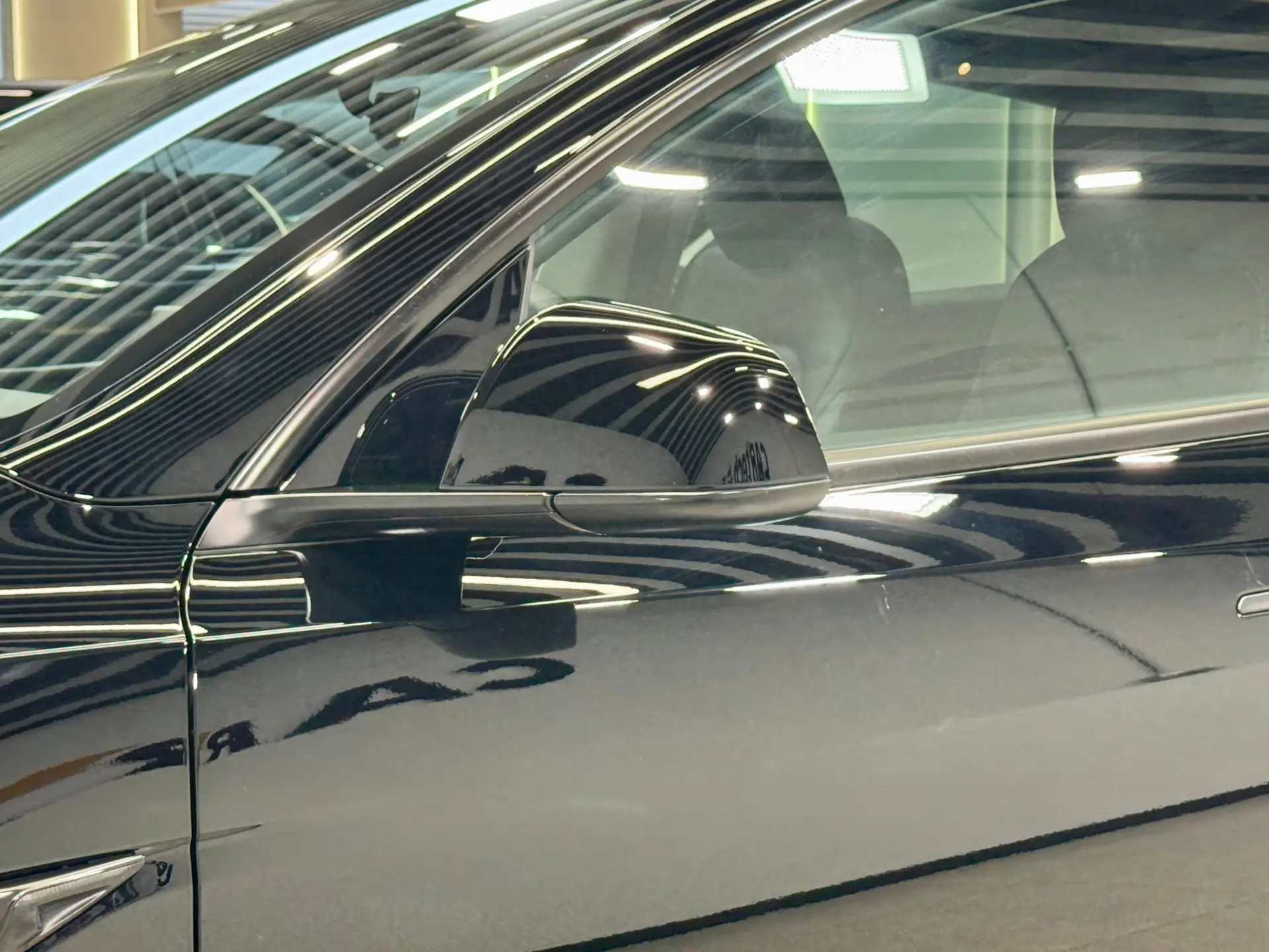 Tesla Model Y, 2023 9