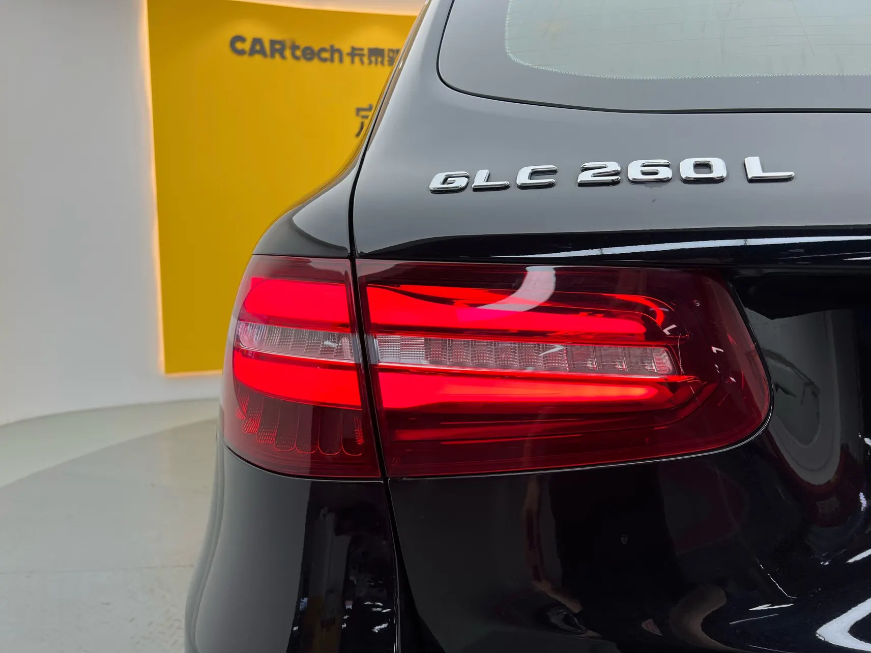 Mercedes-Benz GLC 260 L, 2019 8