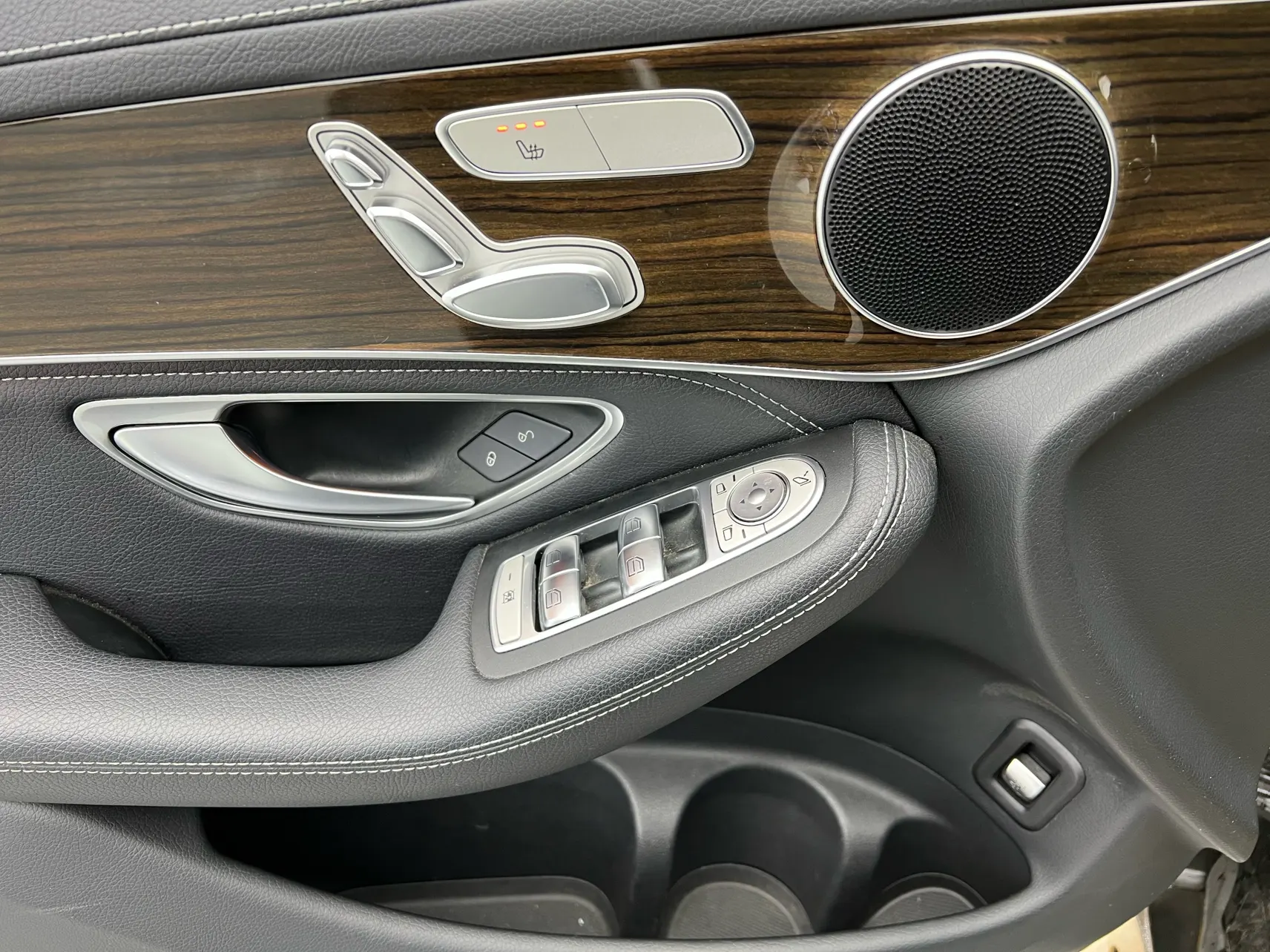 Mercedes-Benz GLC 260 L, 2019 15