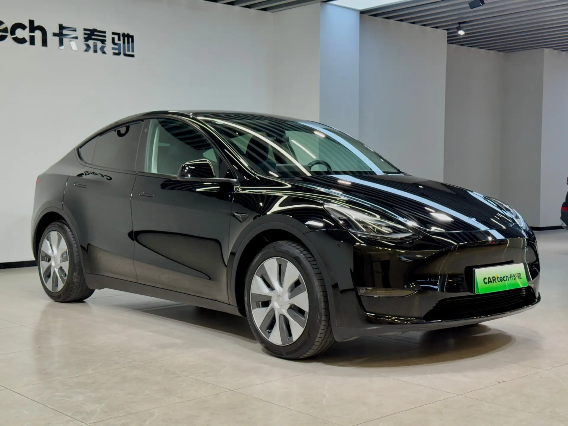 Tesla Model Y, 2023 3