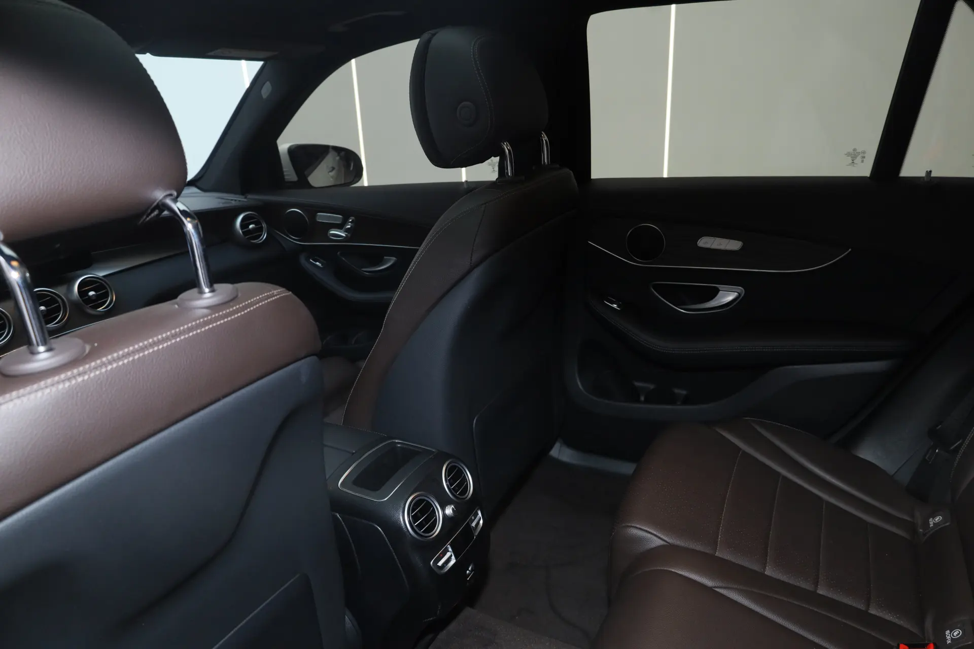 Mercedes-Benz GLC 260 L, 2021 24