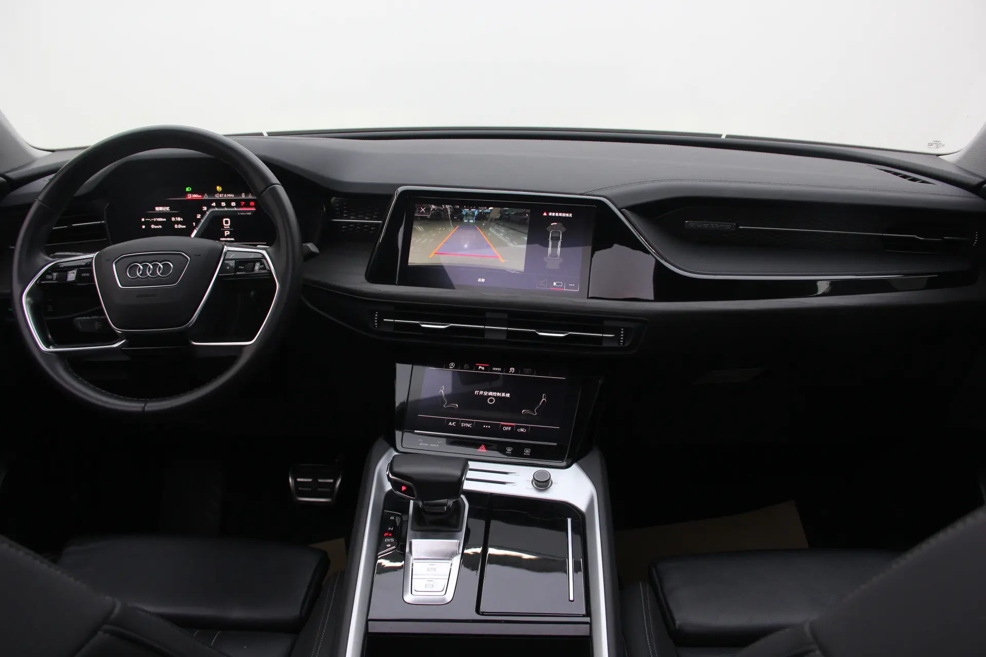 Audi Q6 40 TFSI, 2024 14