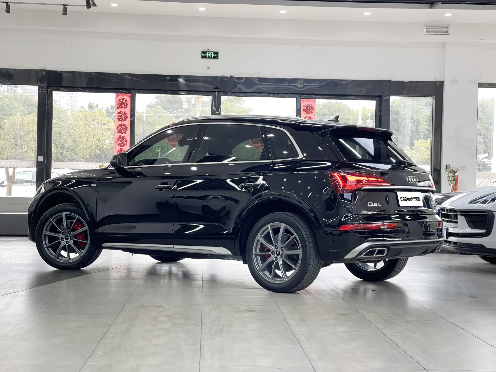 Audi Q5L 40, 2022 все фото